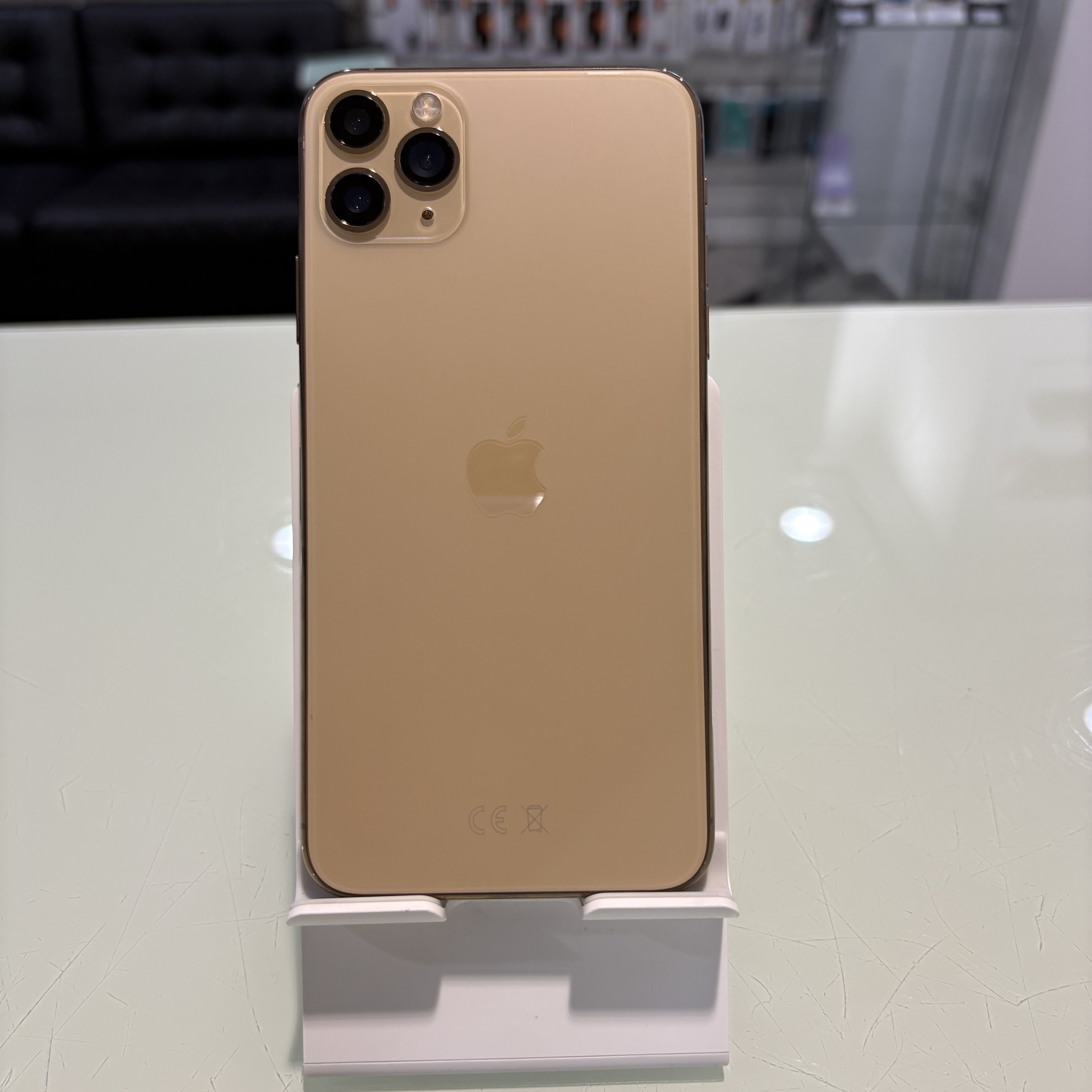 Apple iPhone 11 Pro Max - 64 GB - gold (228)