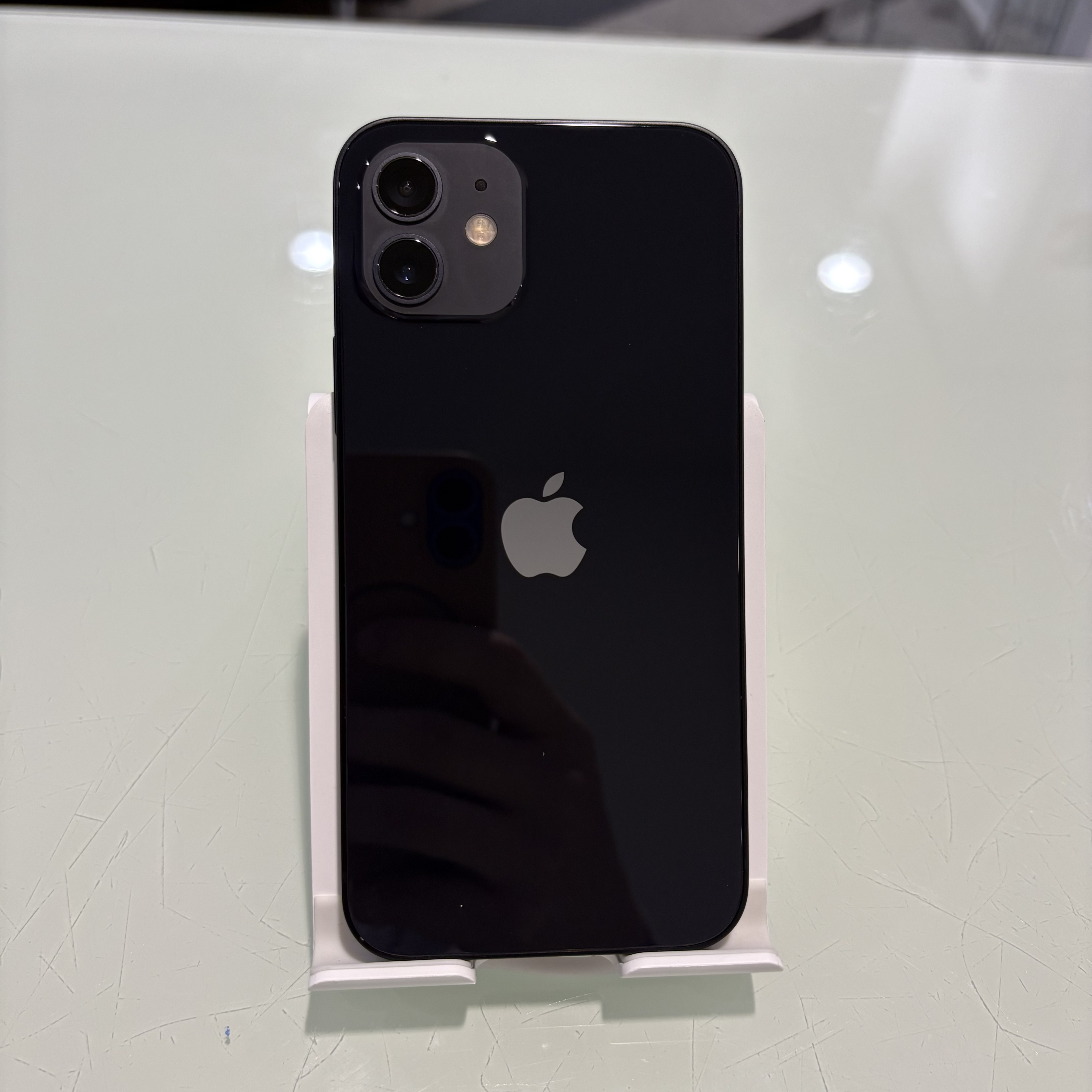 Apple iPhone 12 - 64 GB - black (217)