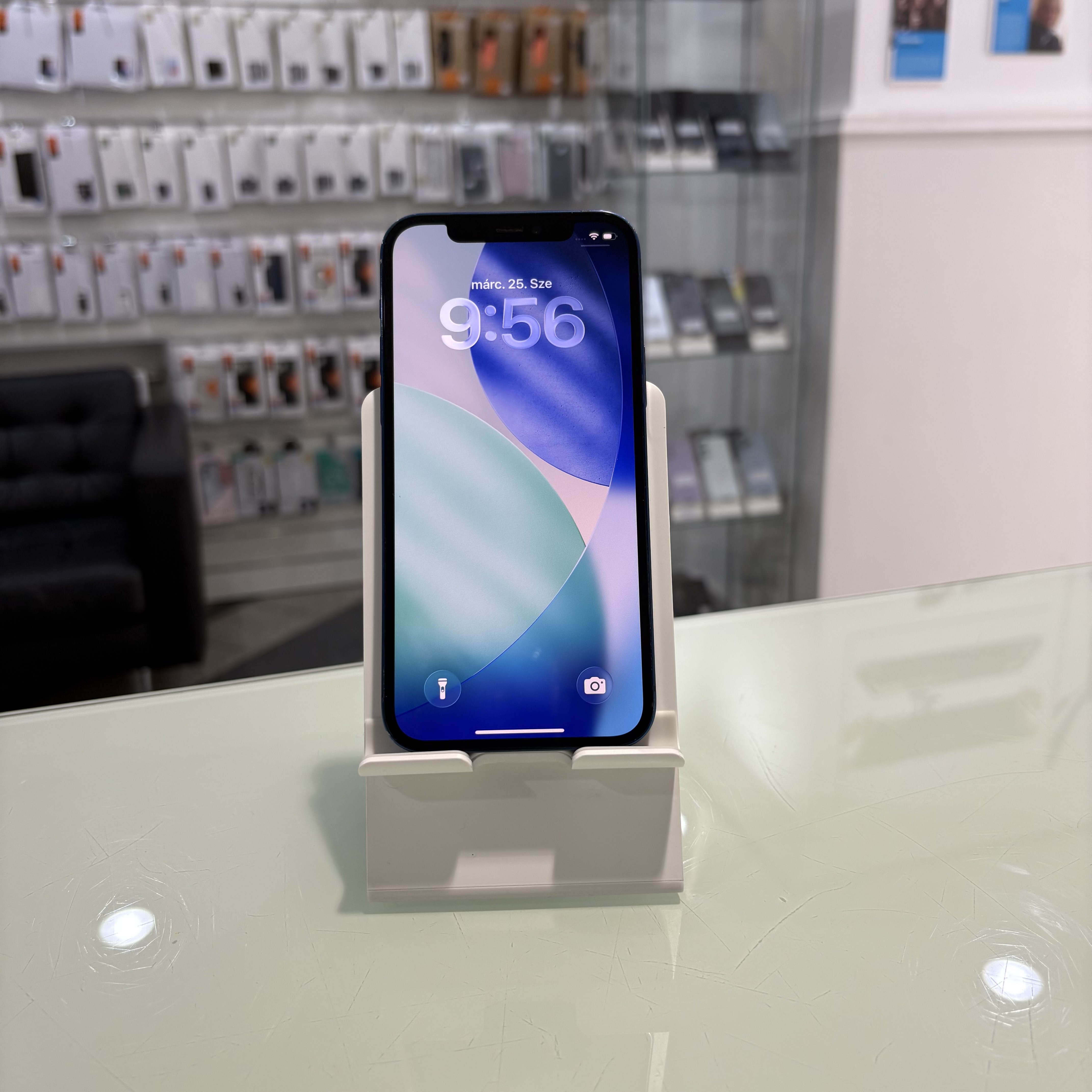 Apple iPhone 12 - 64 GB - kék (312)