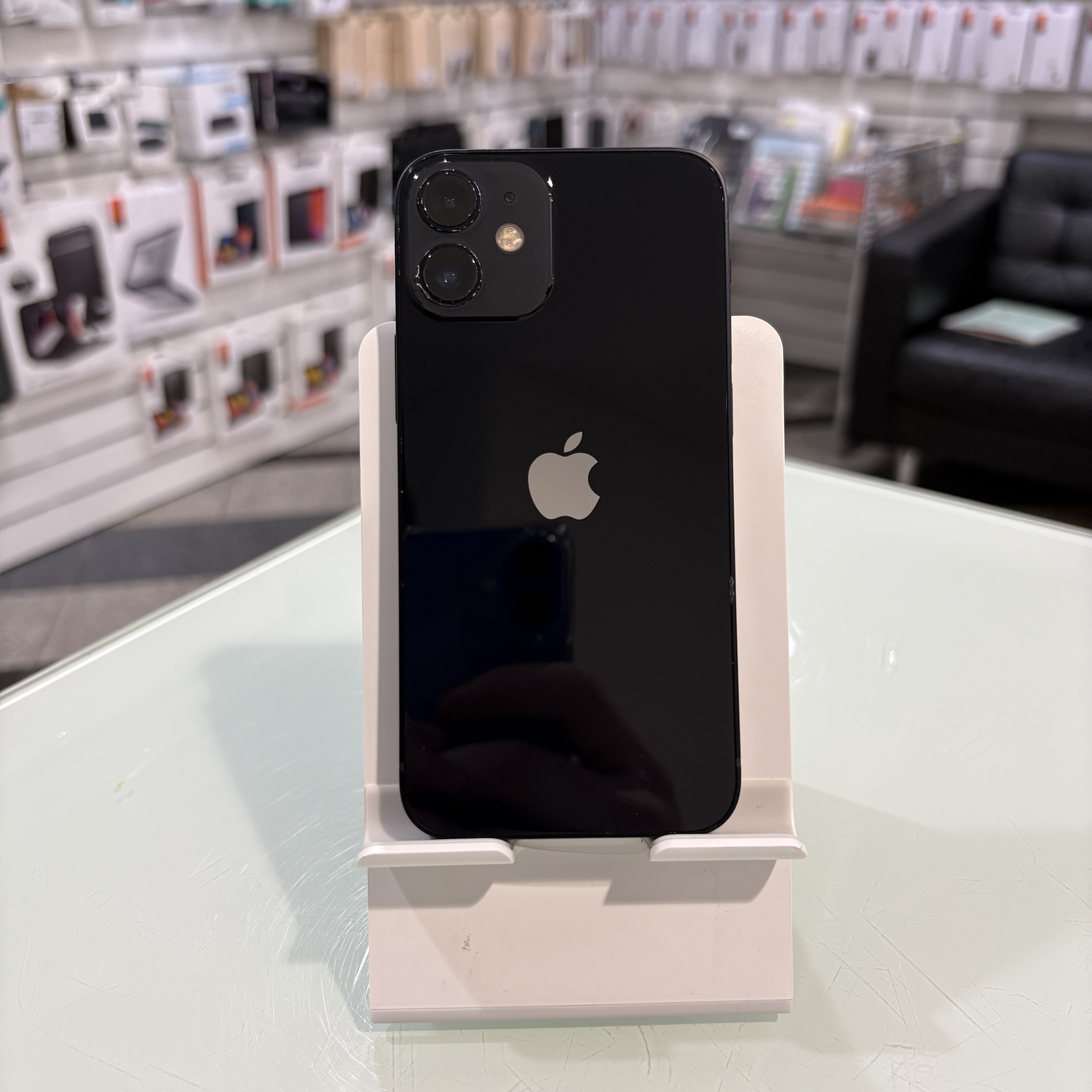 Apple iPhone 12 Mini - 64 GB - fekete (238)