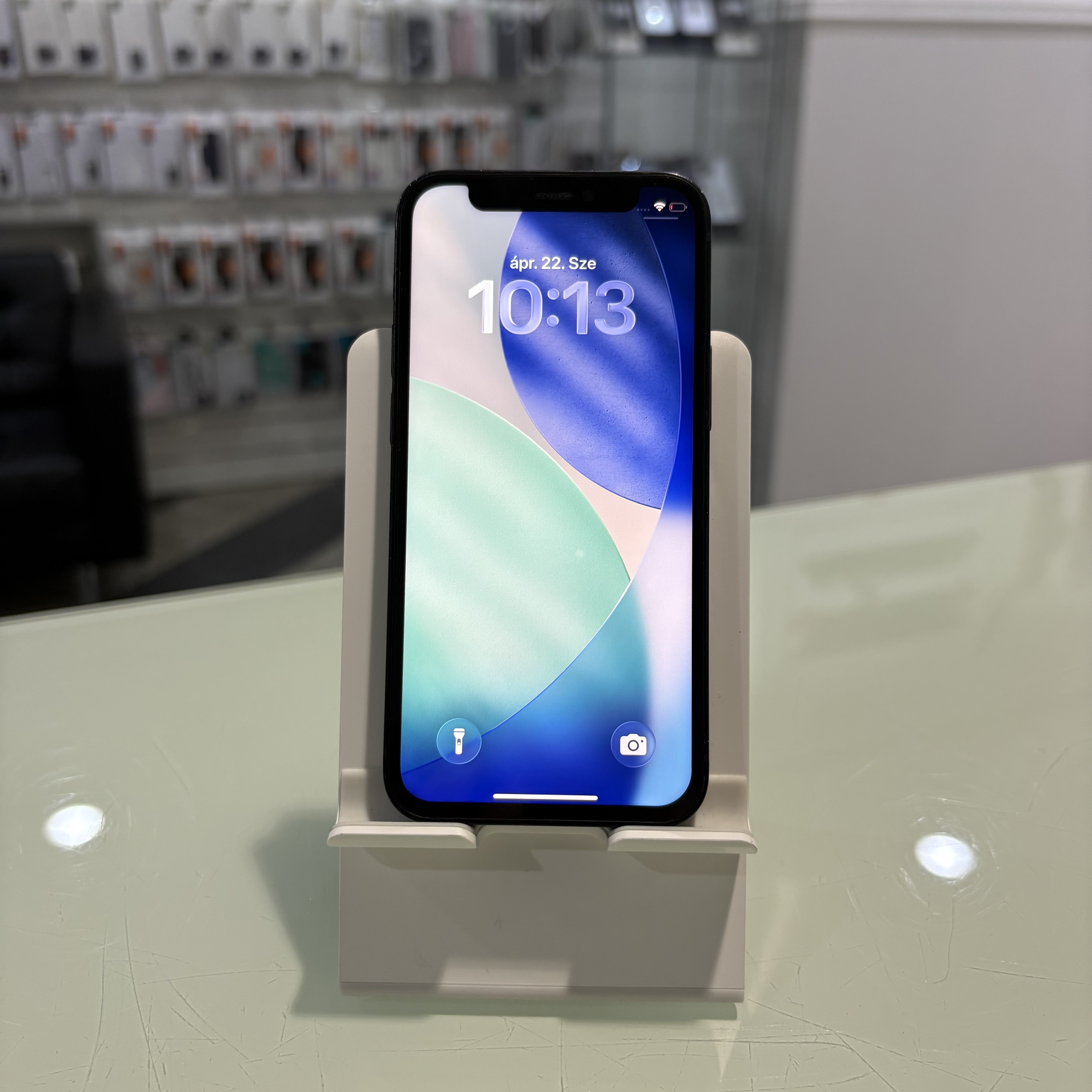 Apple iPhone 12 mini - 64 GB - fekete (334)