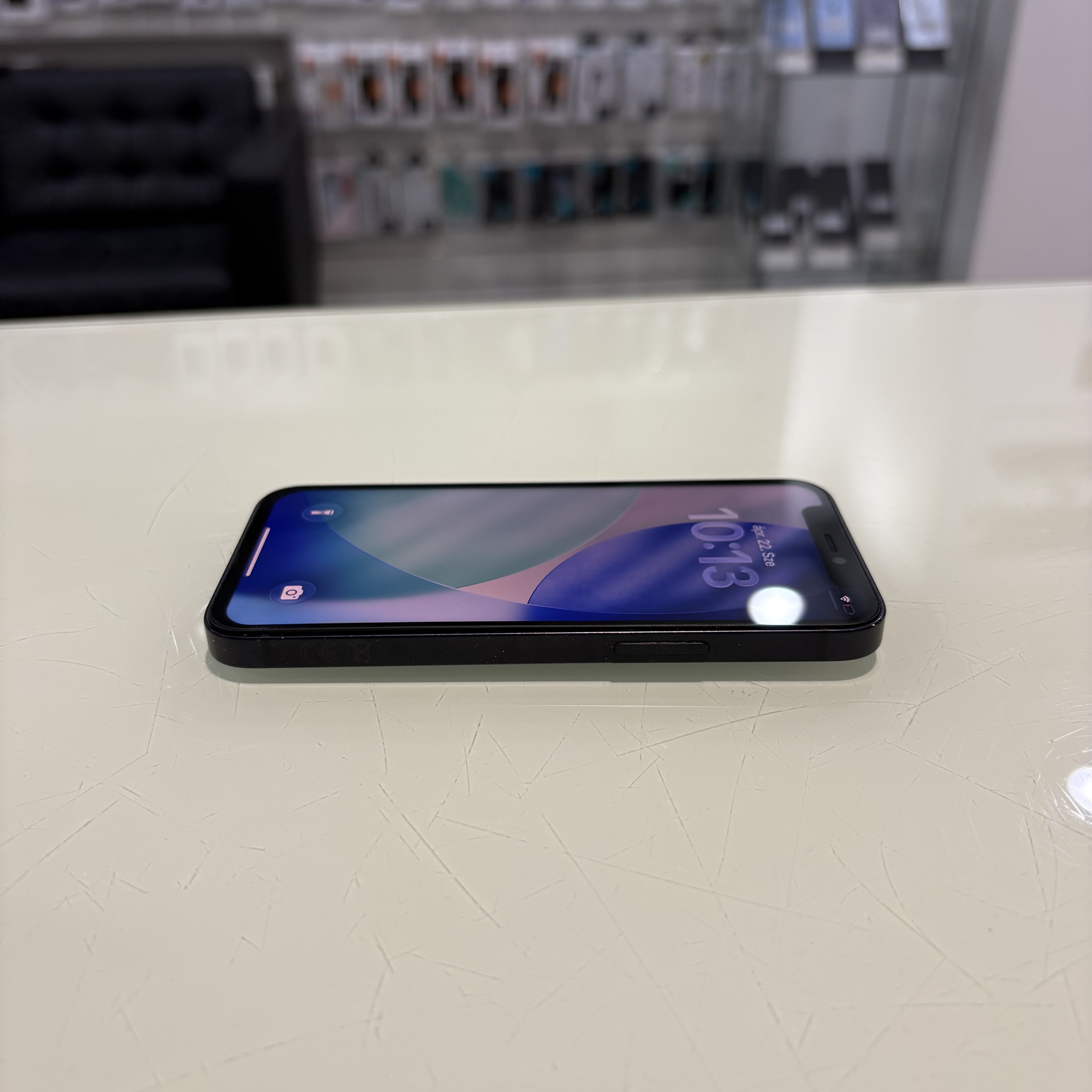 Apple iPhone 12 mini - 64 GB - fekete (334)