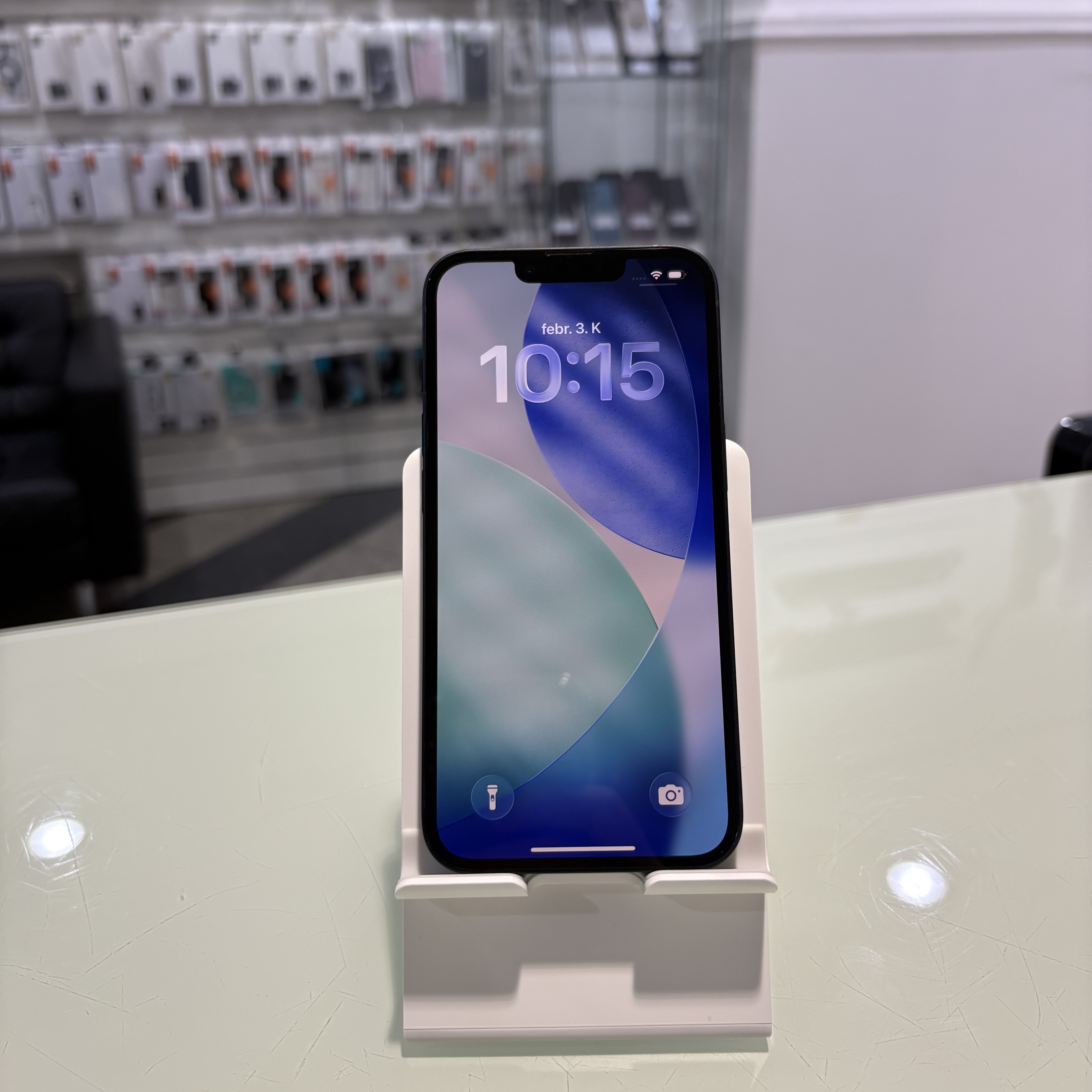 Apple iPhone 13 - 128 GB - fekete (253)