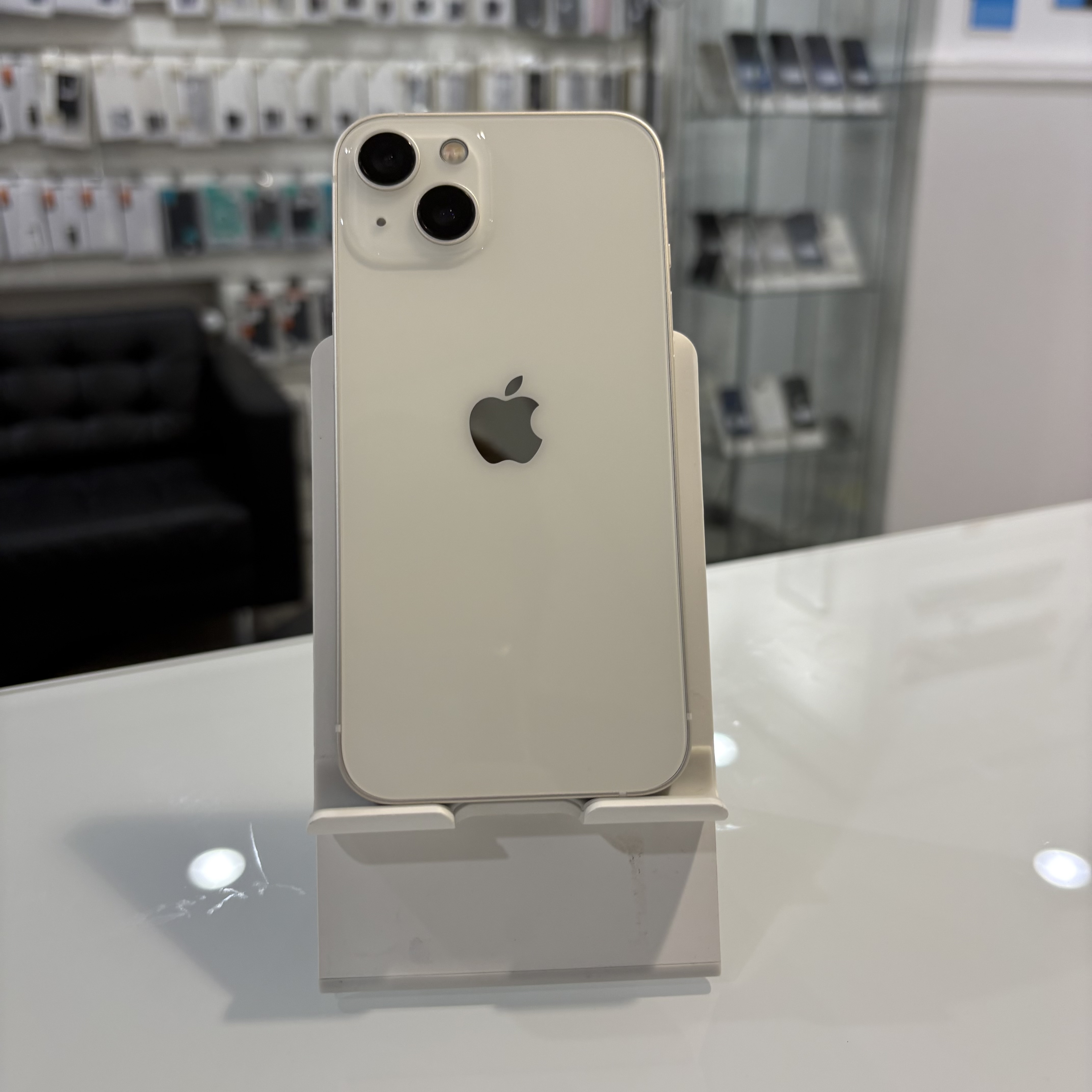 Apple iPhone 13 - 128 GB - fekete (481)
