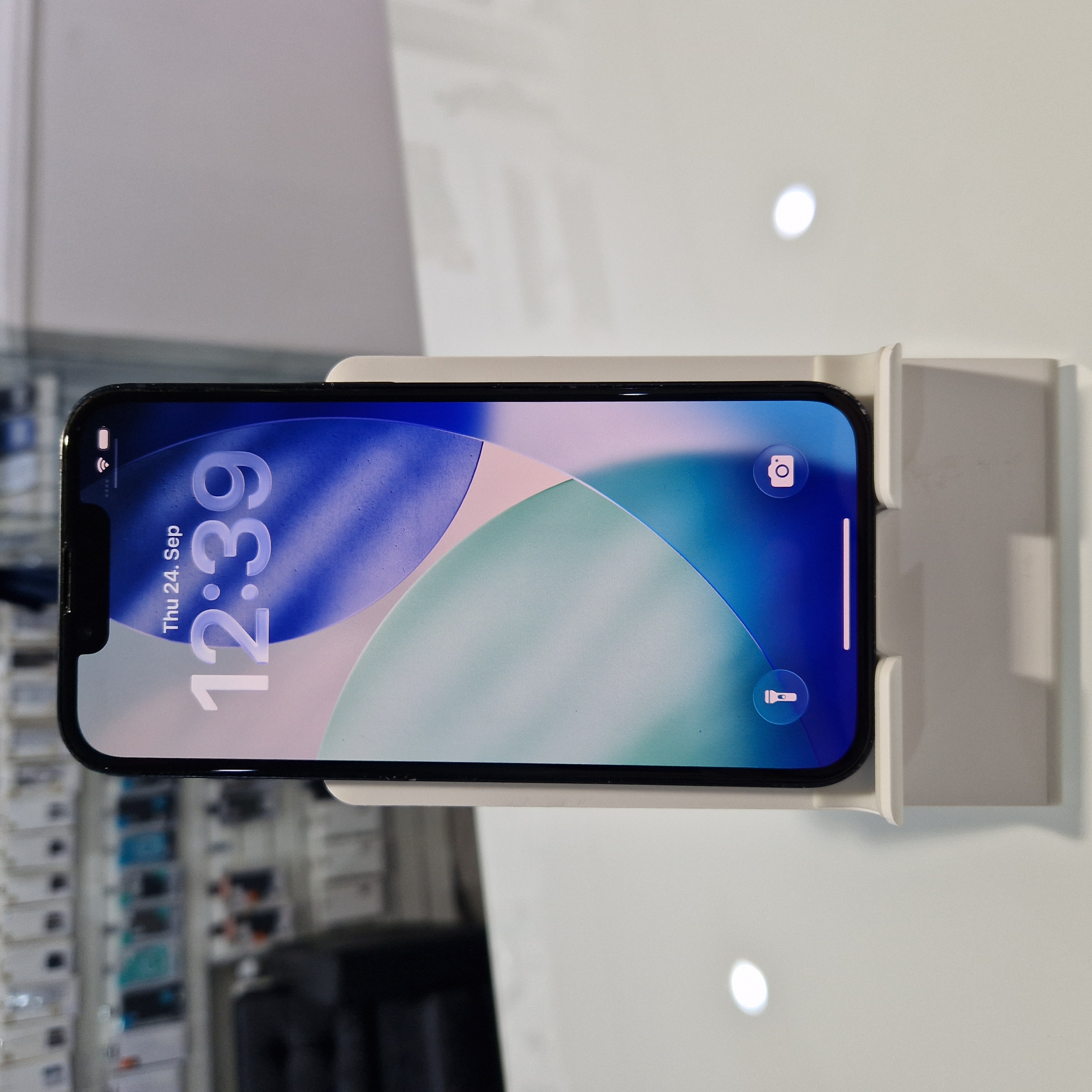 Apple iPhone 13 - 128 GB - fekete (496)