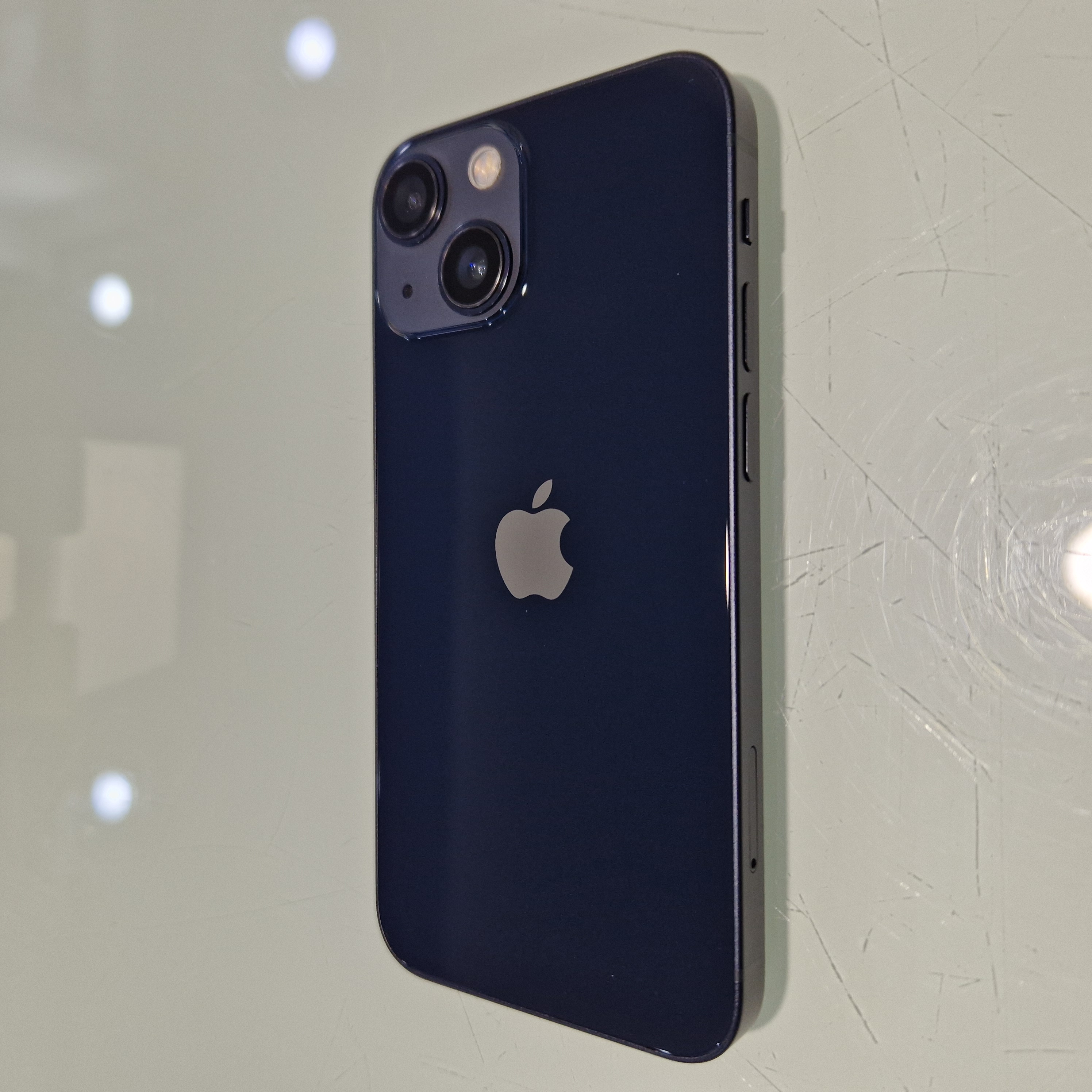 Apple iPhone 13 mini - 128 GB - fekete (235)