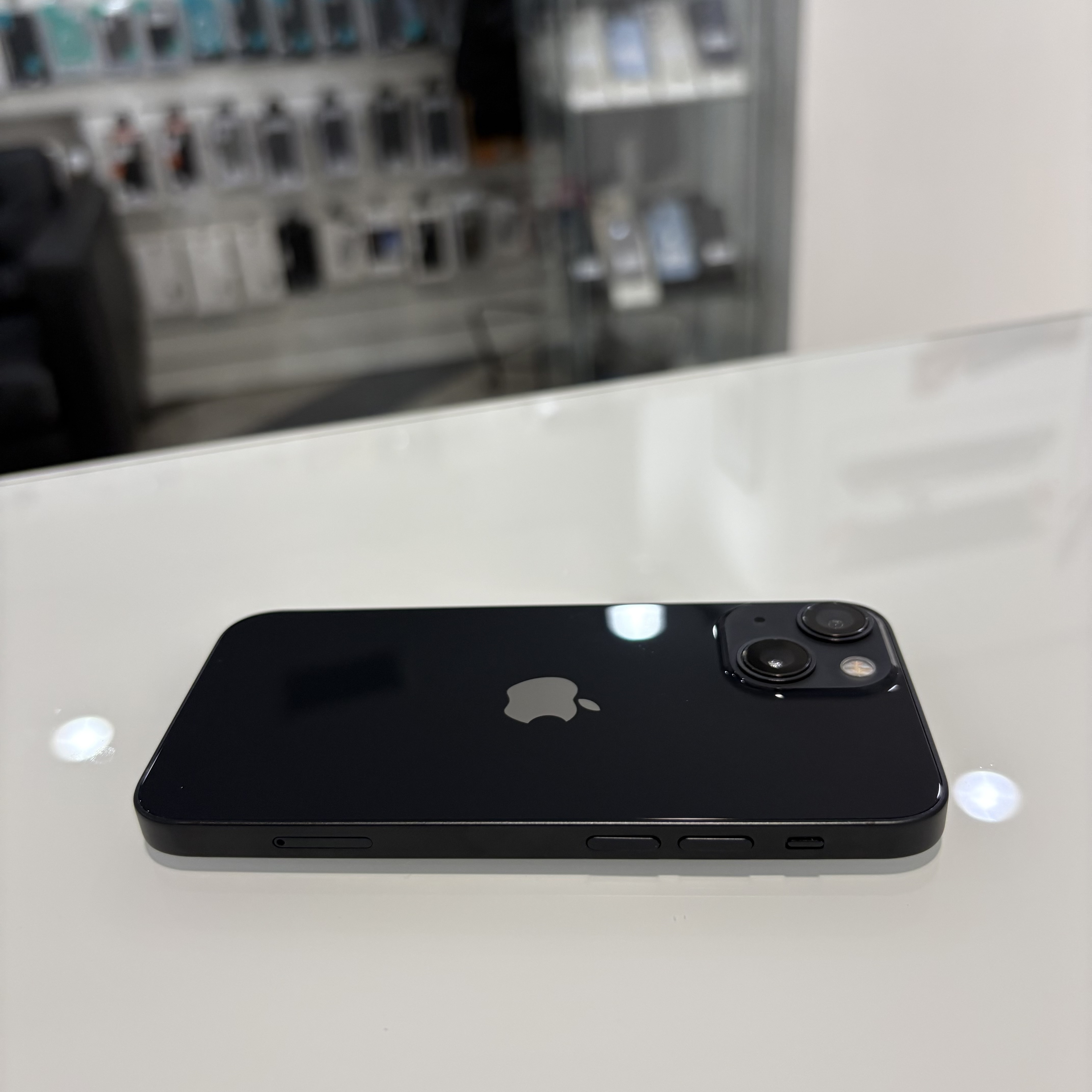 Apple iPhone 13 mini - 128 GB - fekete (526)