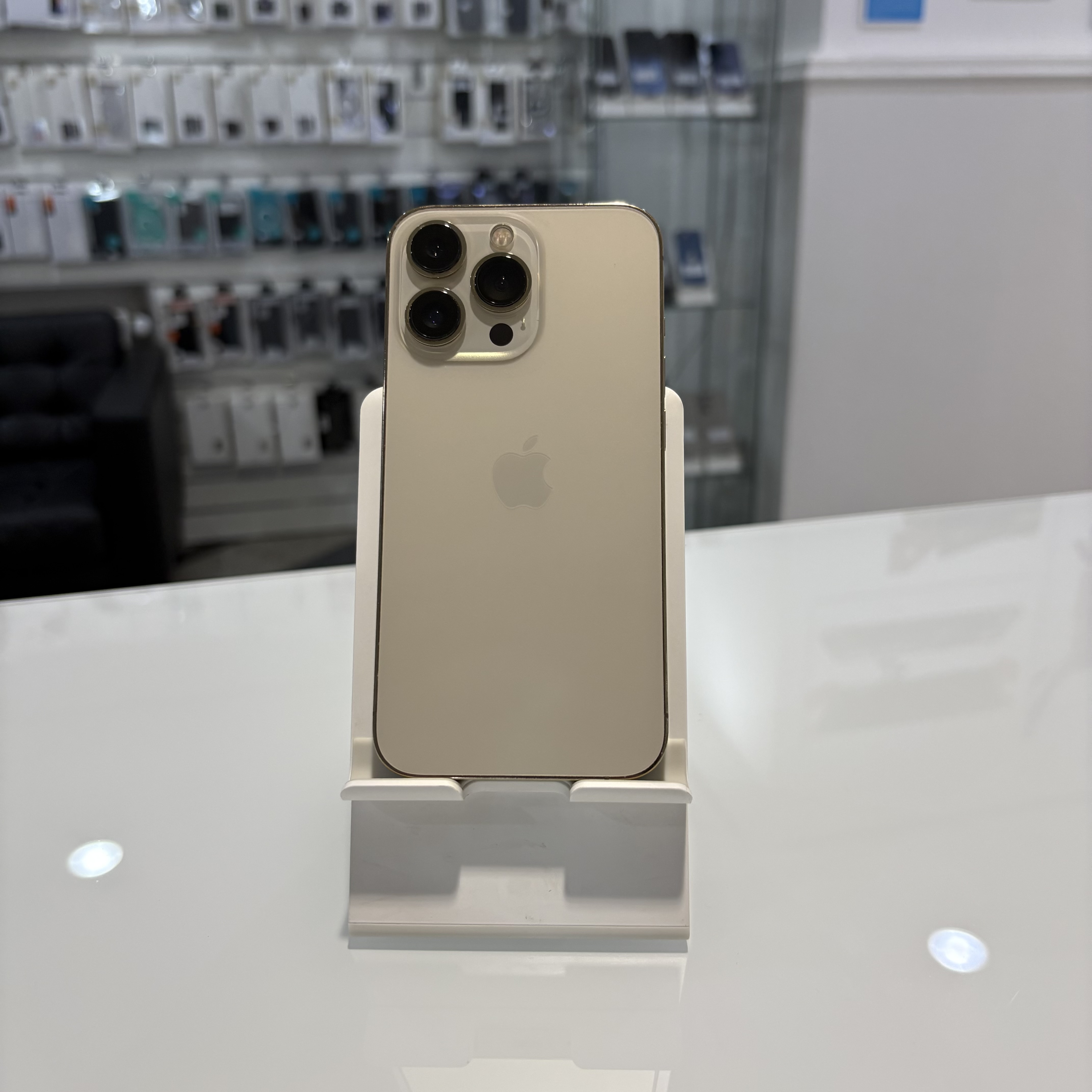 Apple iPhone 13 Pro - 128 GB - gold (461)