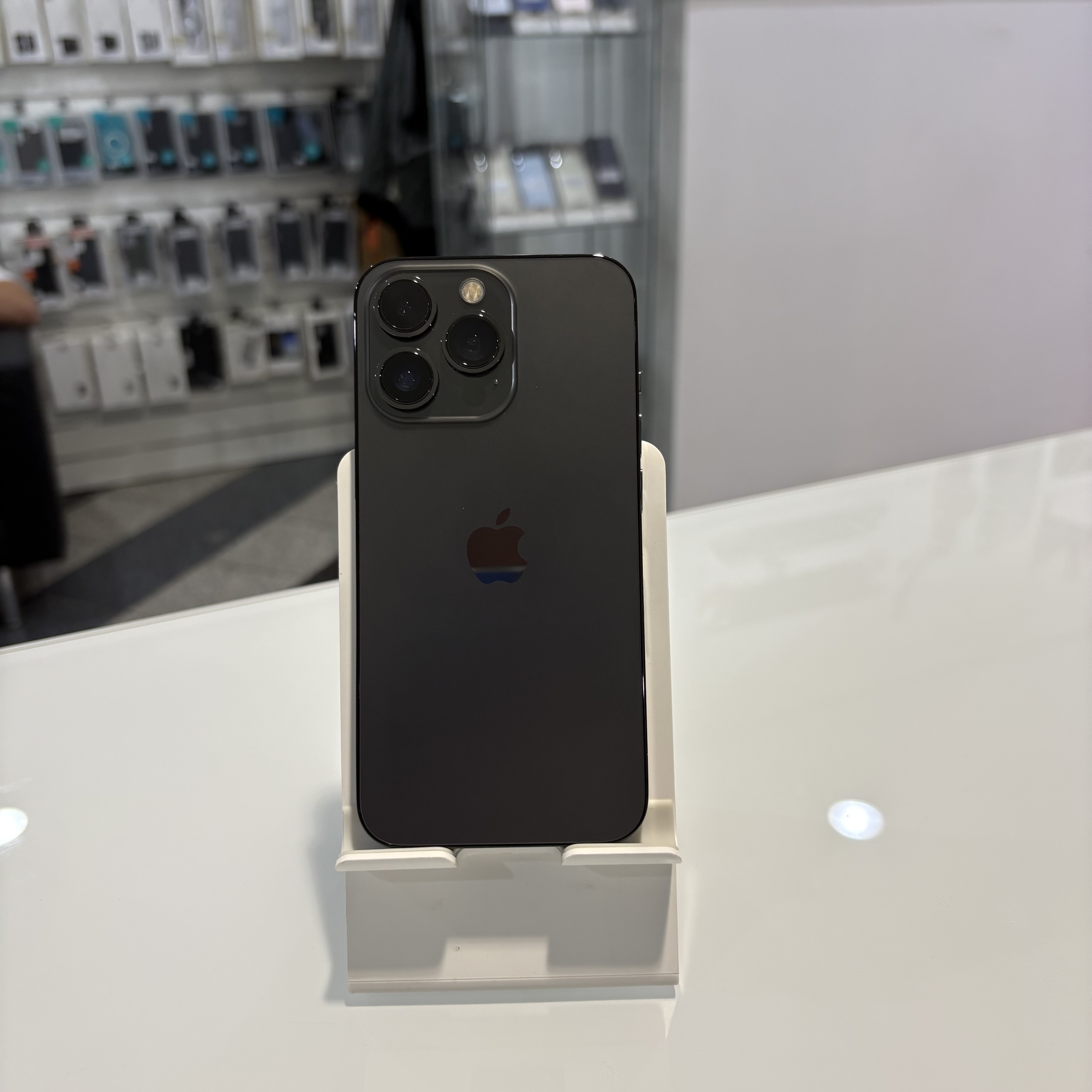 Apple iPhone 13 Pro - 128 GB - Grafit szürke (522)