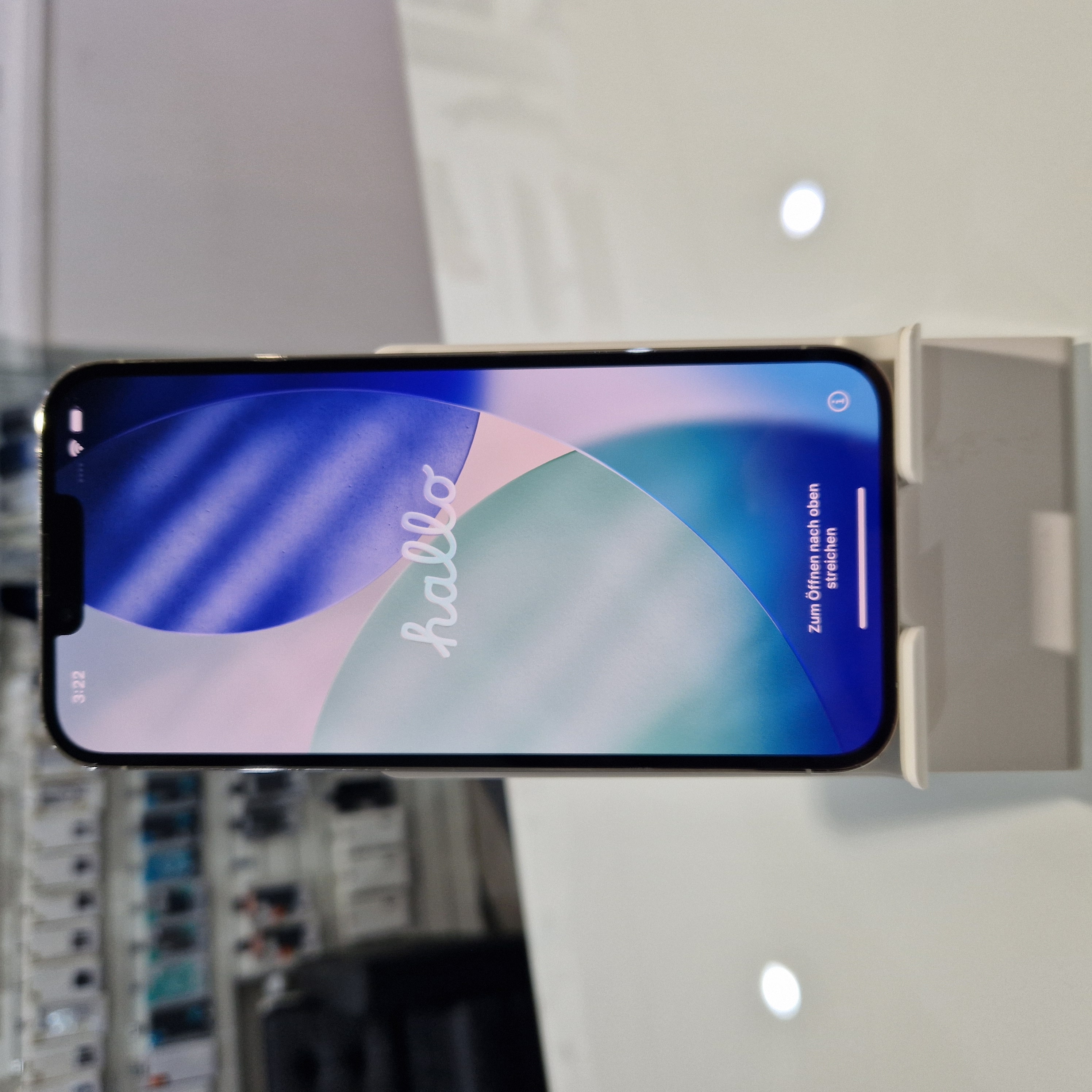 Apple iPhone 13 Pro Max - 256 GB - ezüst (492)