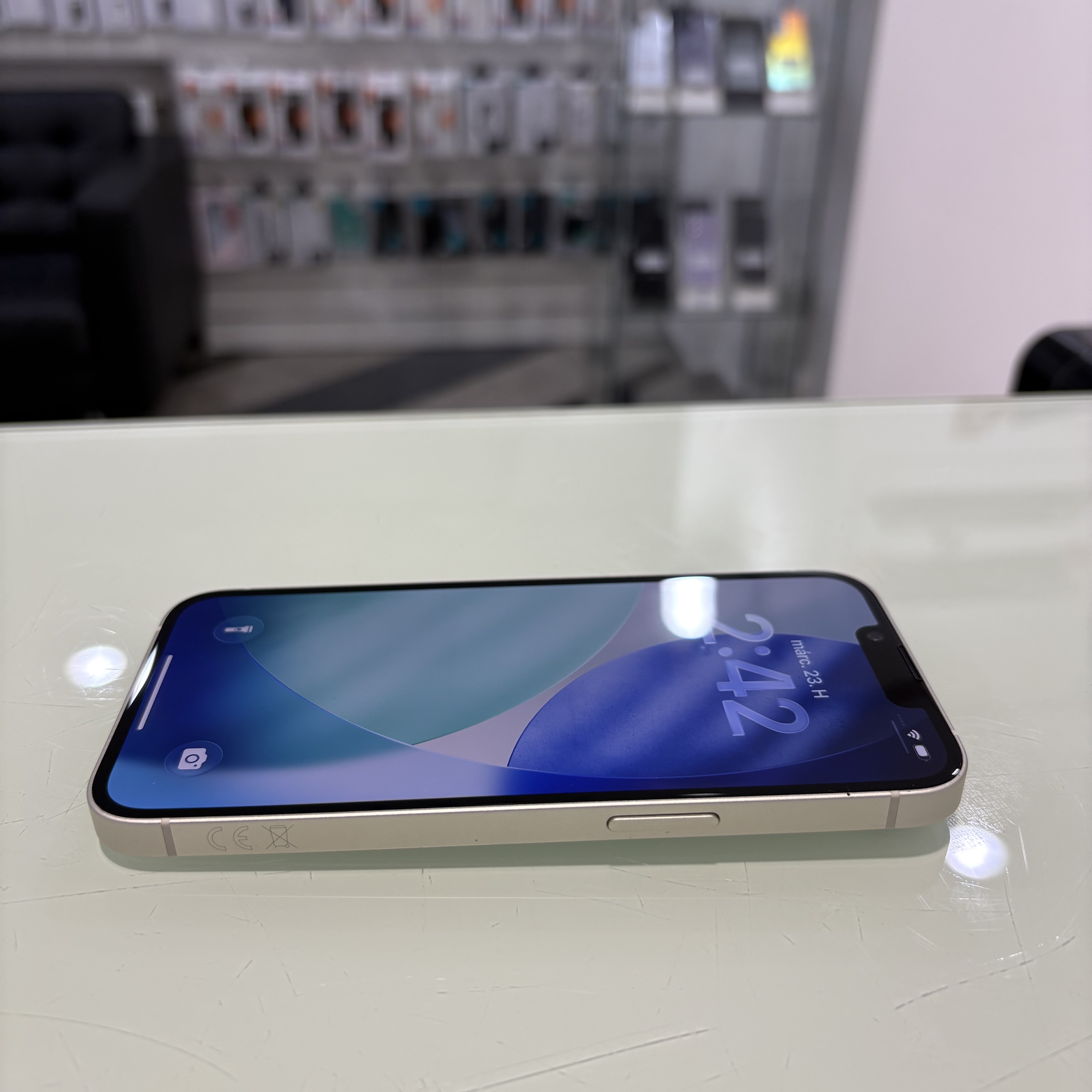 Apple iPhone 14 - 128 GB - fehér (308)