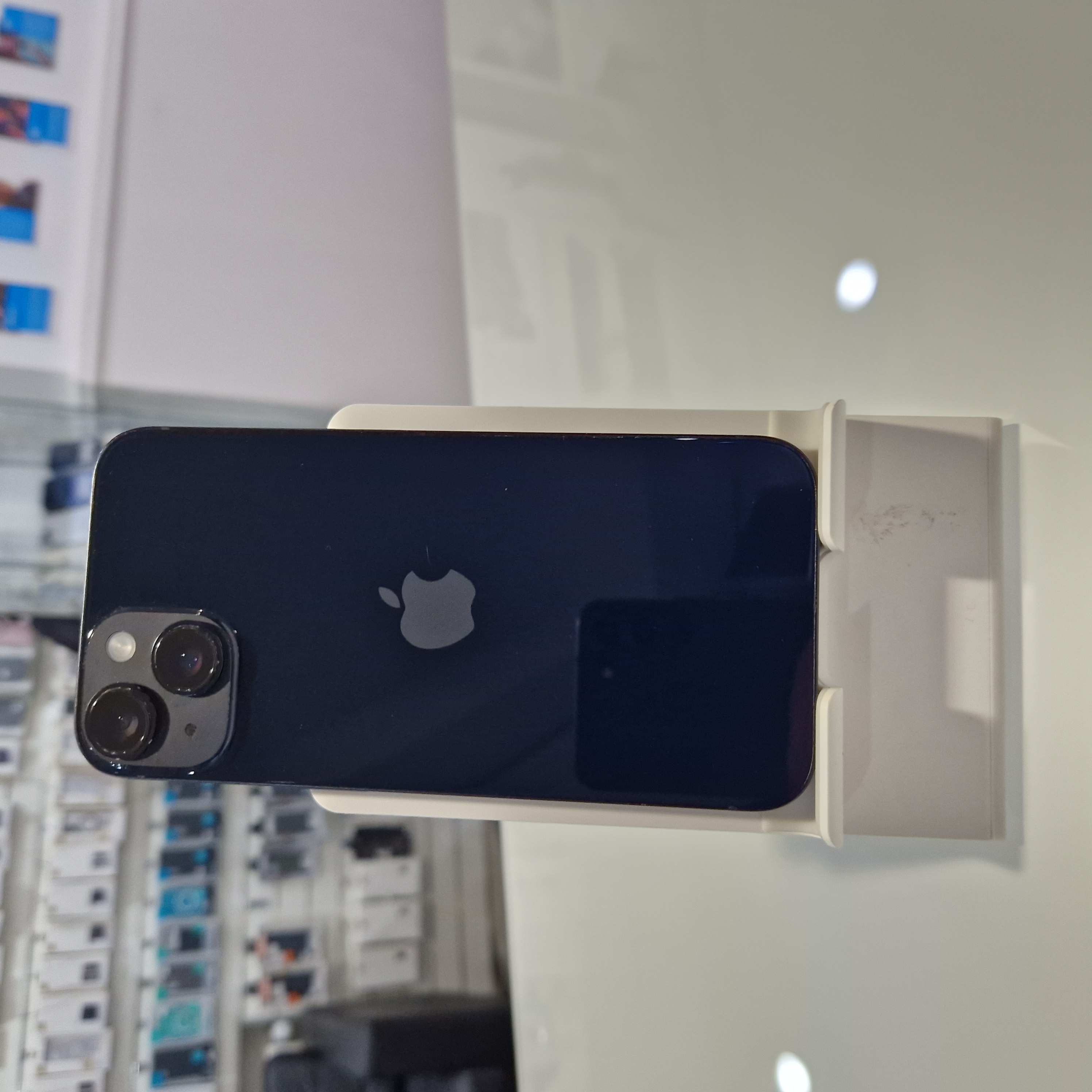 Apple iPhone 14 - 128 GB - fekete (487)