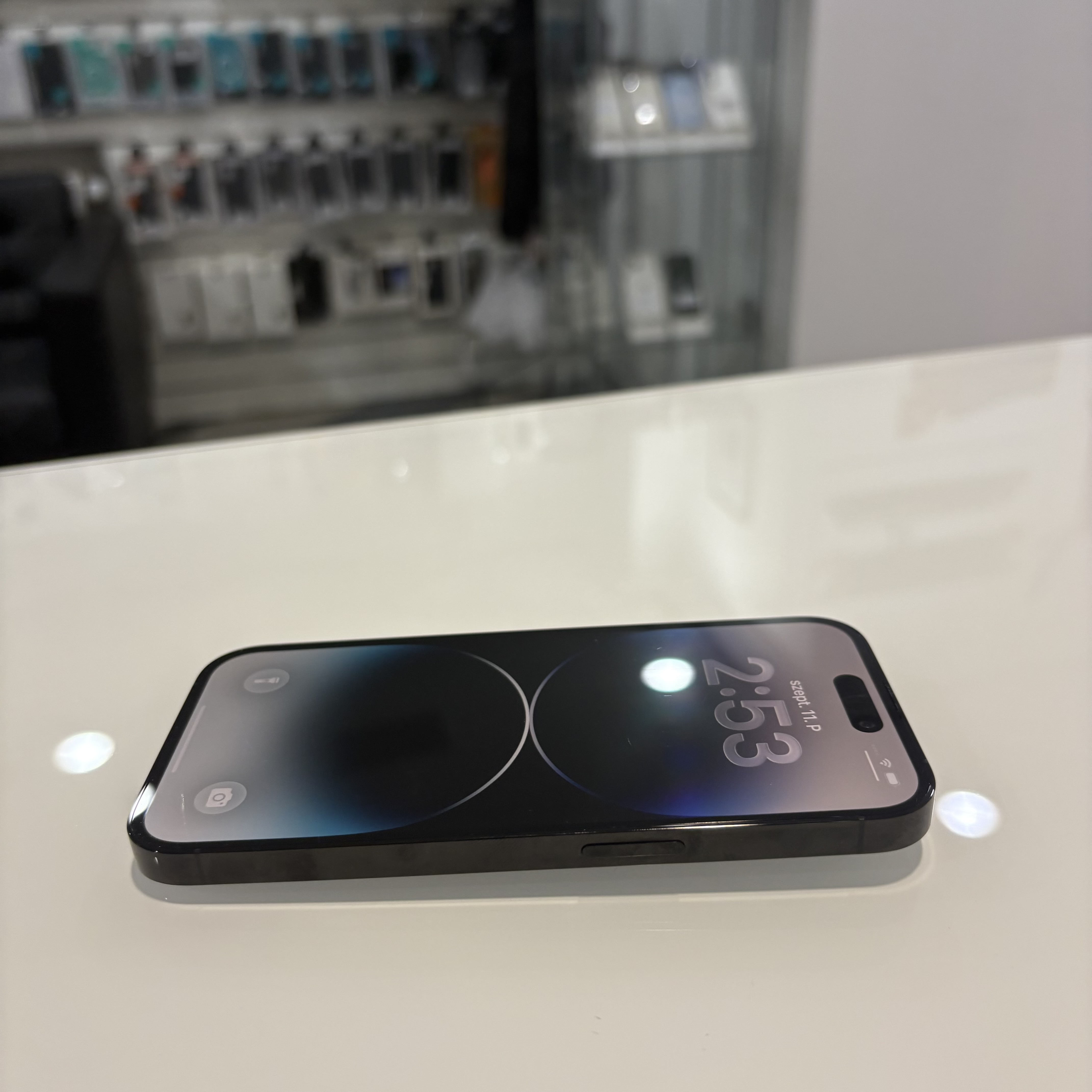 Apple iPhone 14 Pro - 128 GB - fekete (480)