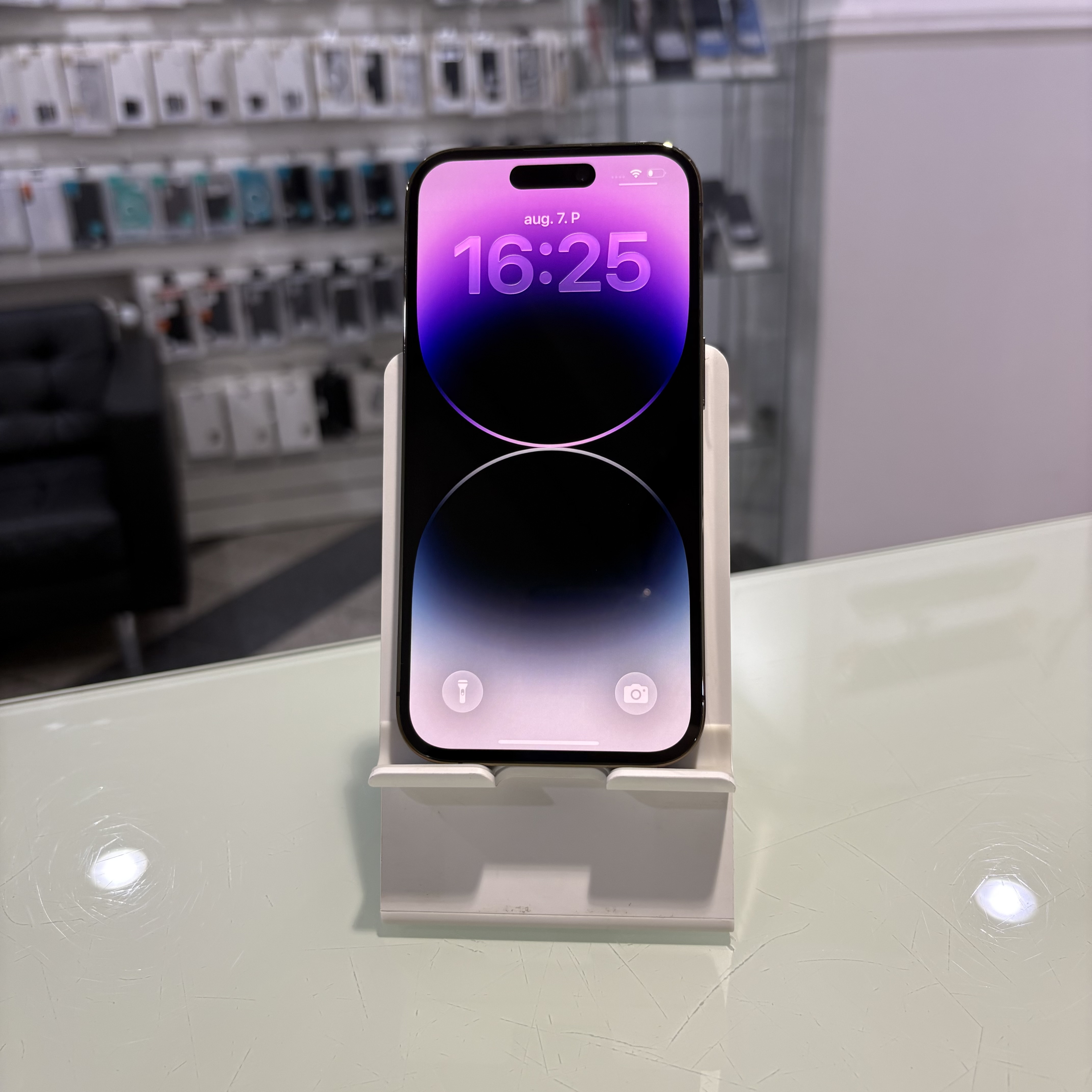 Apple iPhone 14 Pro - 128 GB - lila (446)