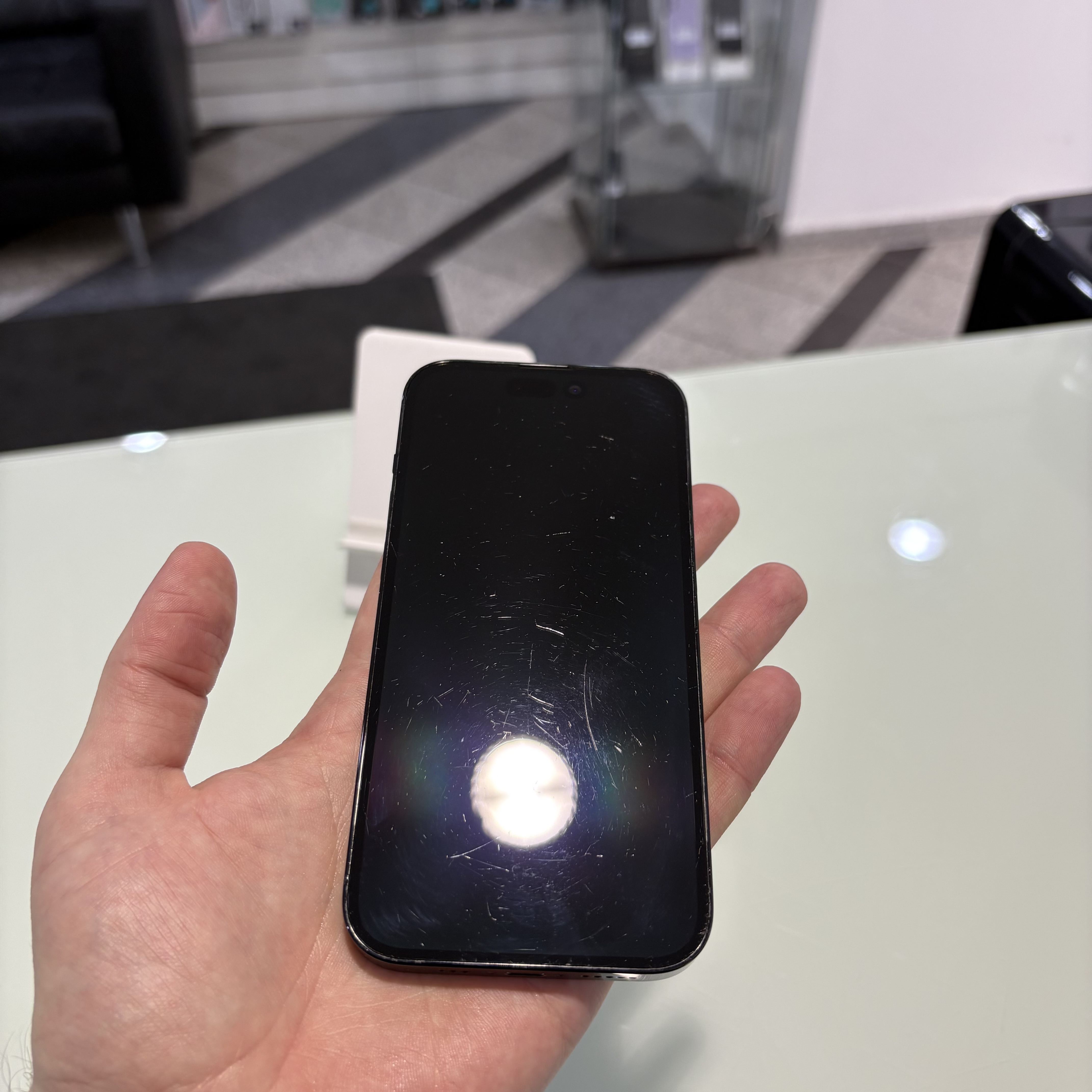 Apple iPhone 14 Pro - 256 GB - szürke (310)