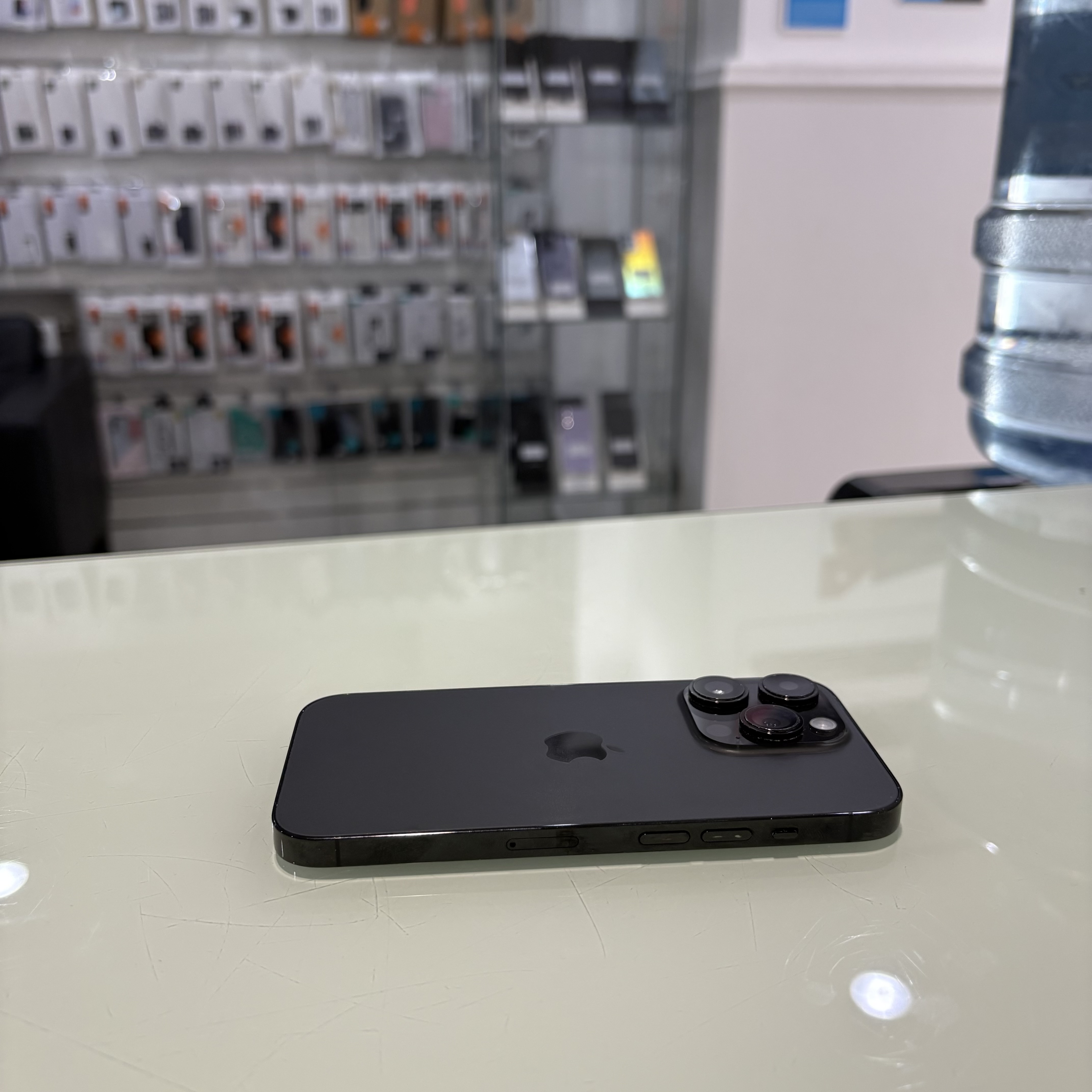 Apple iPhone 14 Pro - 256 GB - szürke (310)