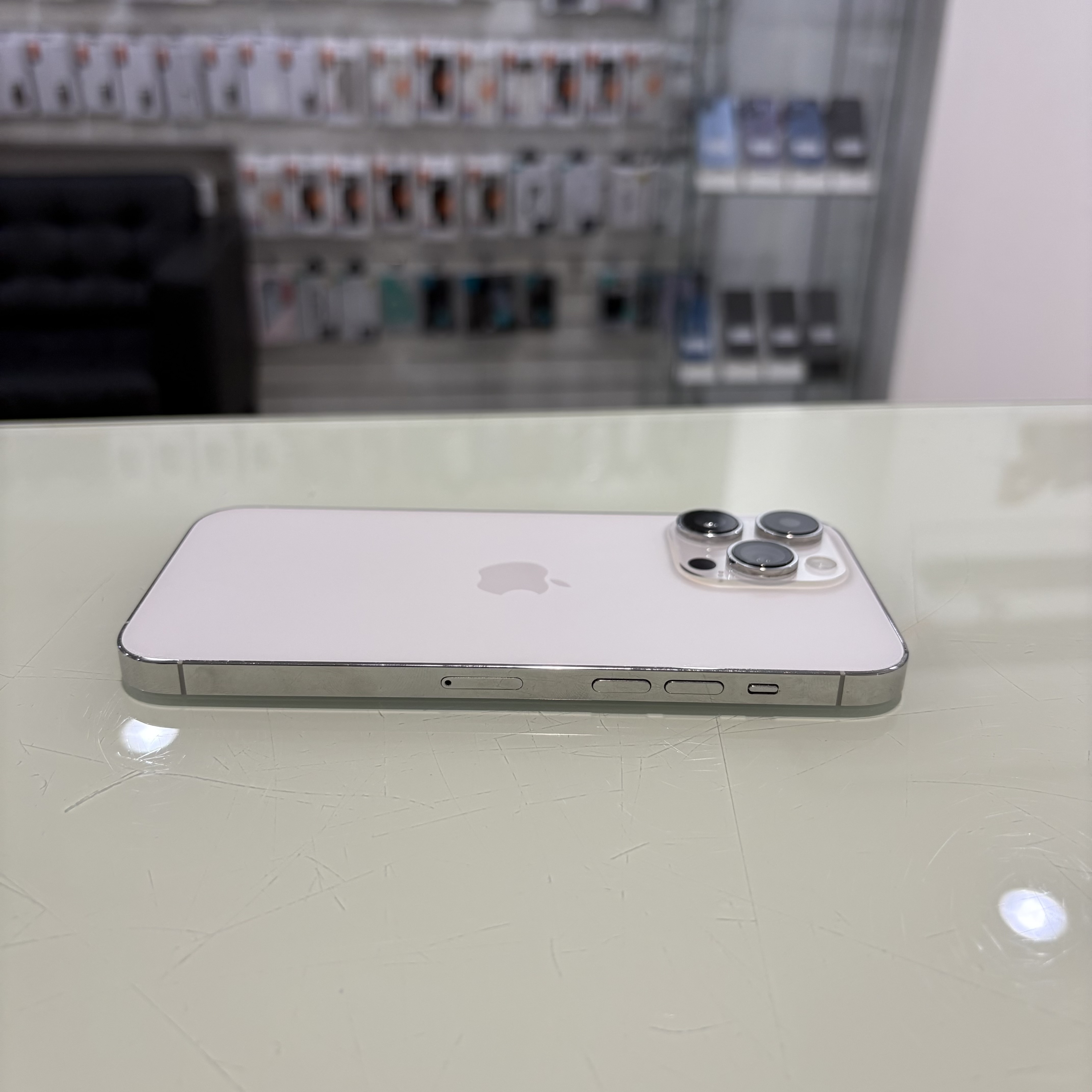 Apple iPhone 14 Pro Max - 128 GB - fehér (360)