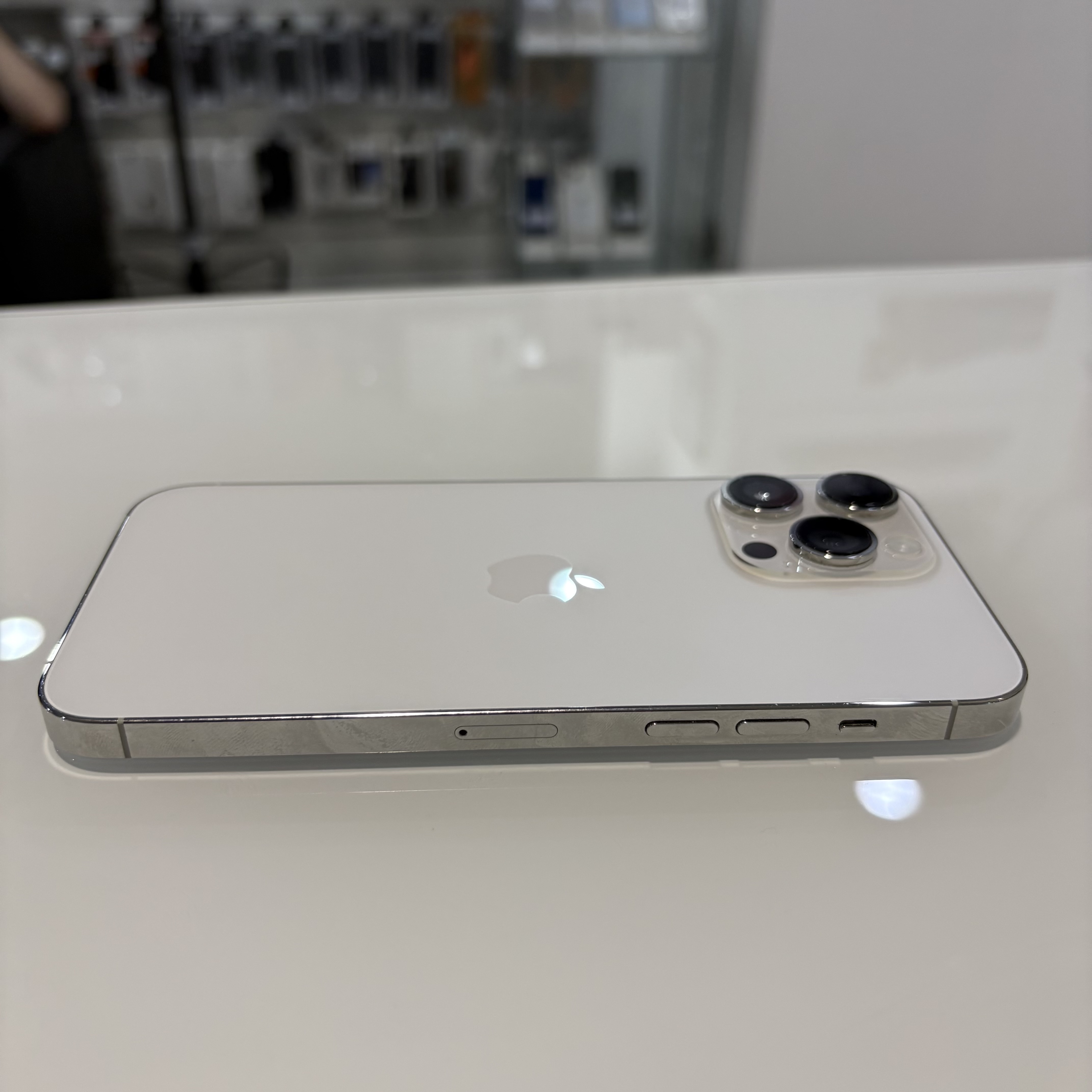 Apple iPhone 14 Pro Max- 128 GB - fehér (478)