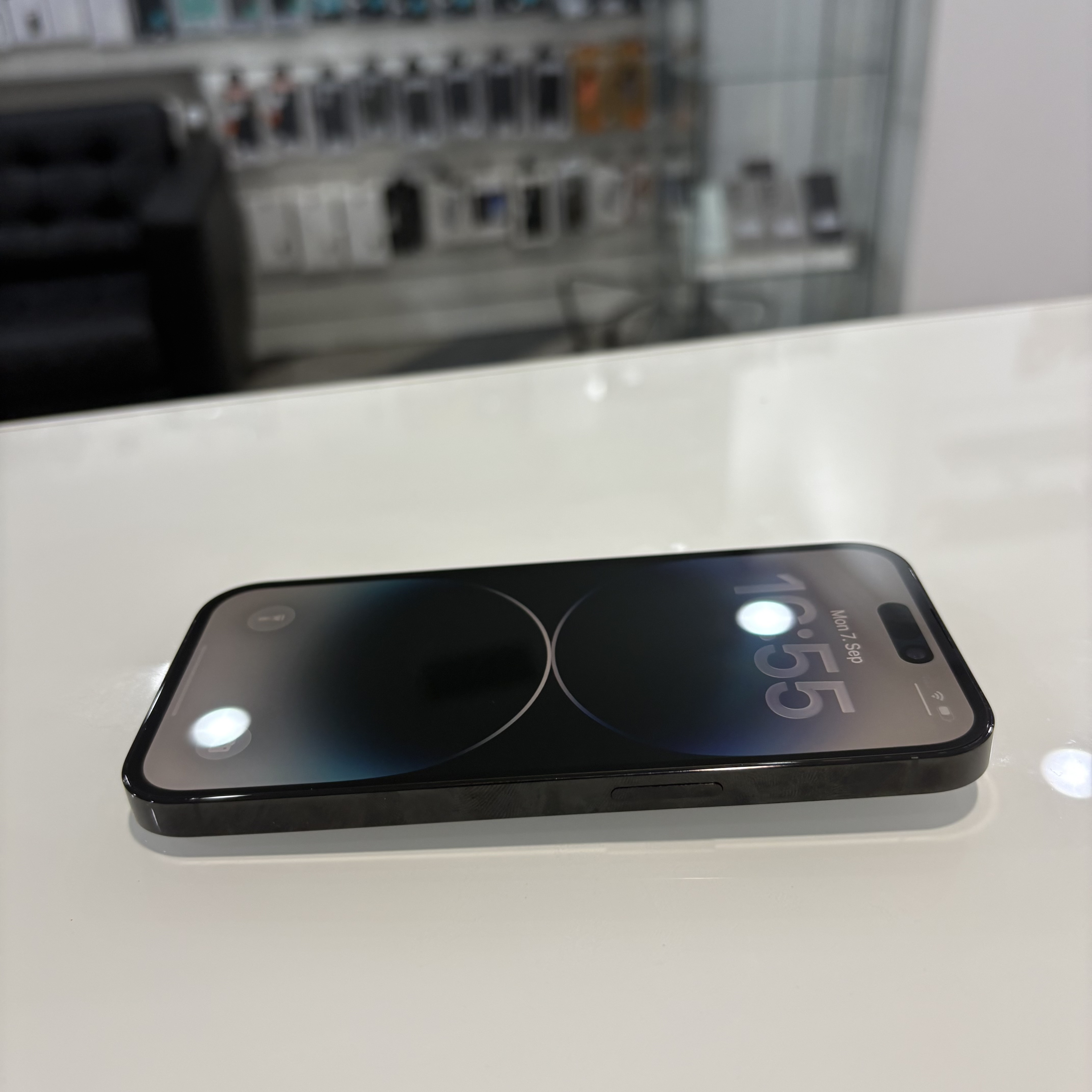 Apple iPhone 14 Pro - 128 GB - fekete (467)