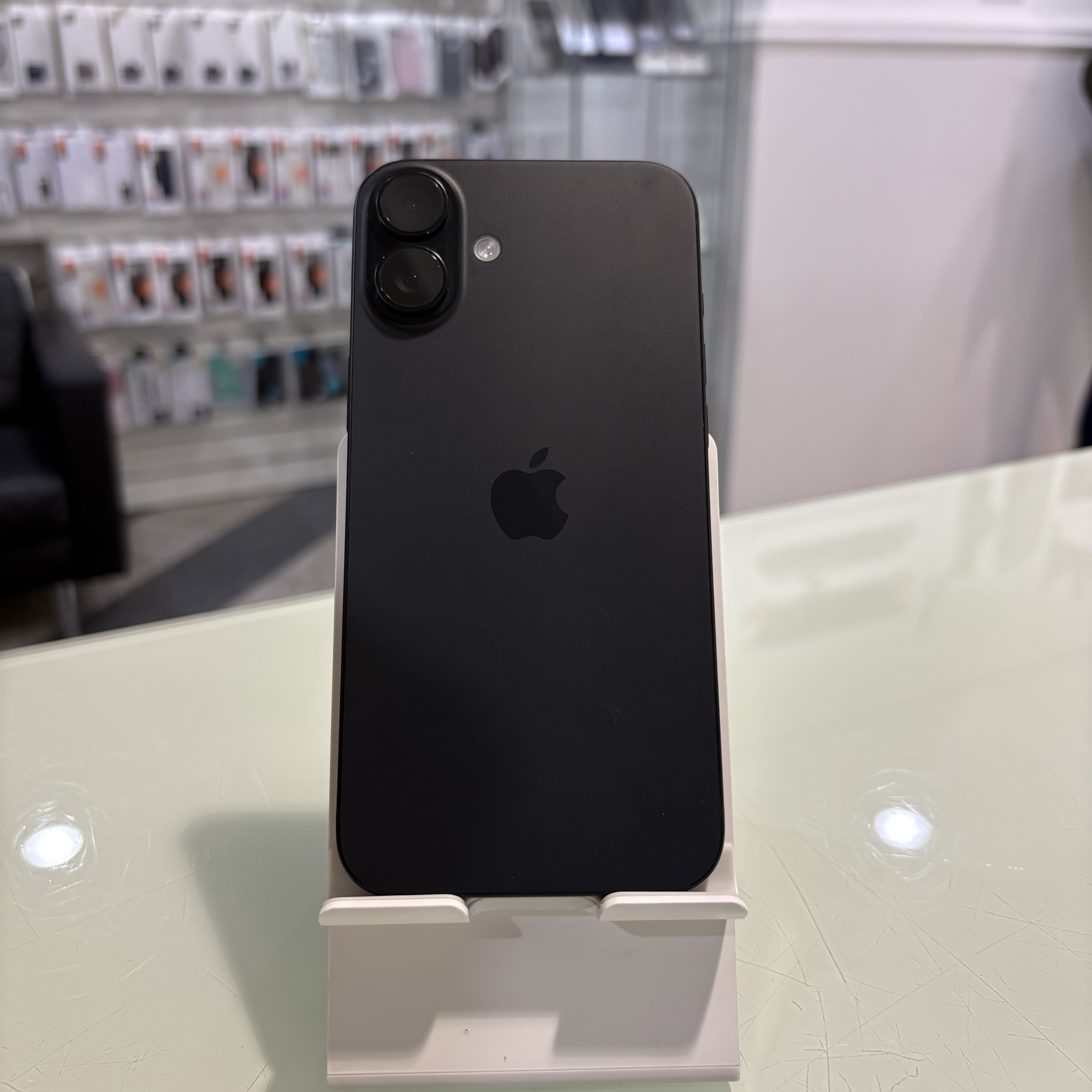 Apple iPhone 16 Plus - 256 GB - fekete (348)