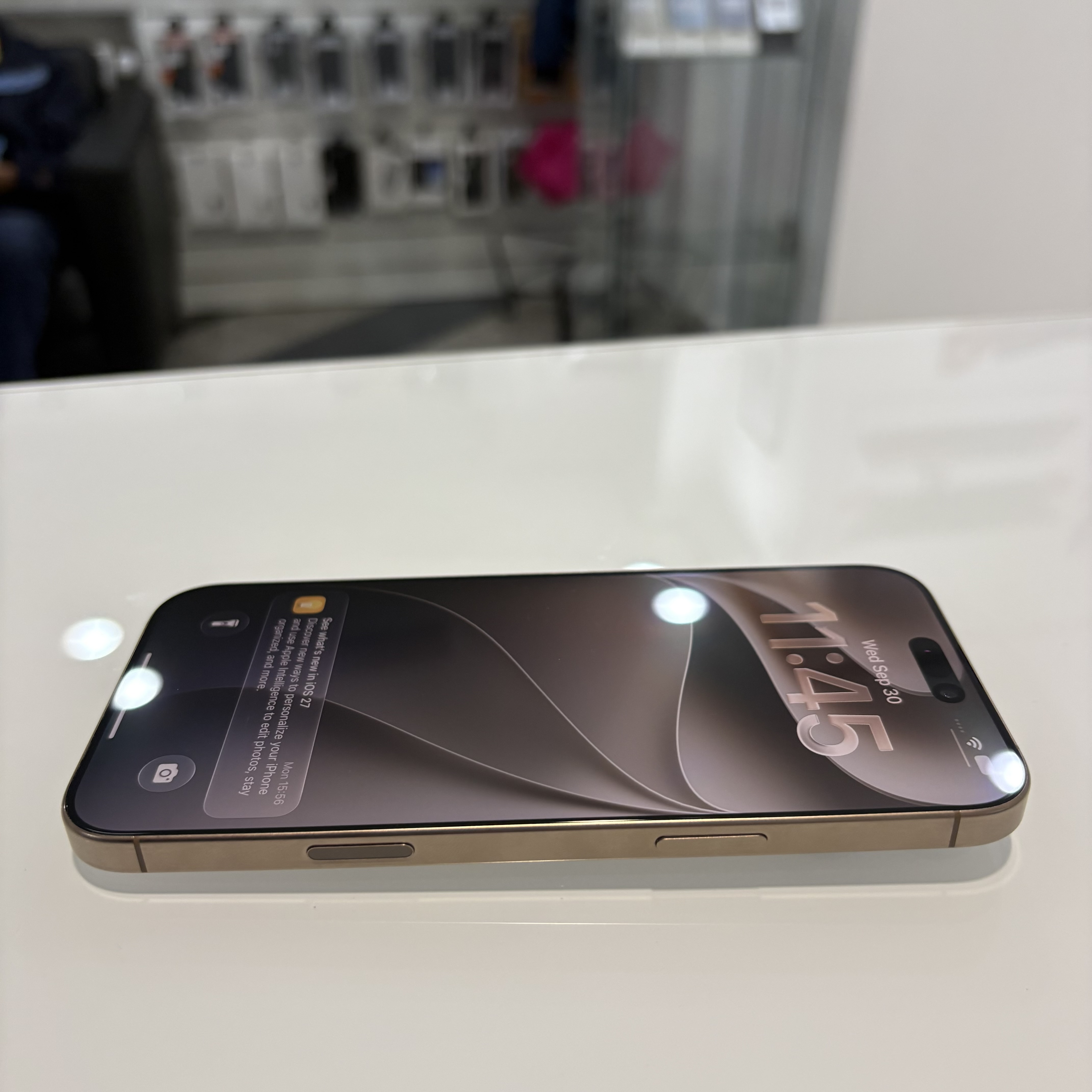 Apple iPhone 16 Pro Max - 512 GB - Desert Titanium (510)
