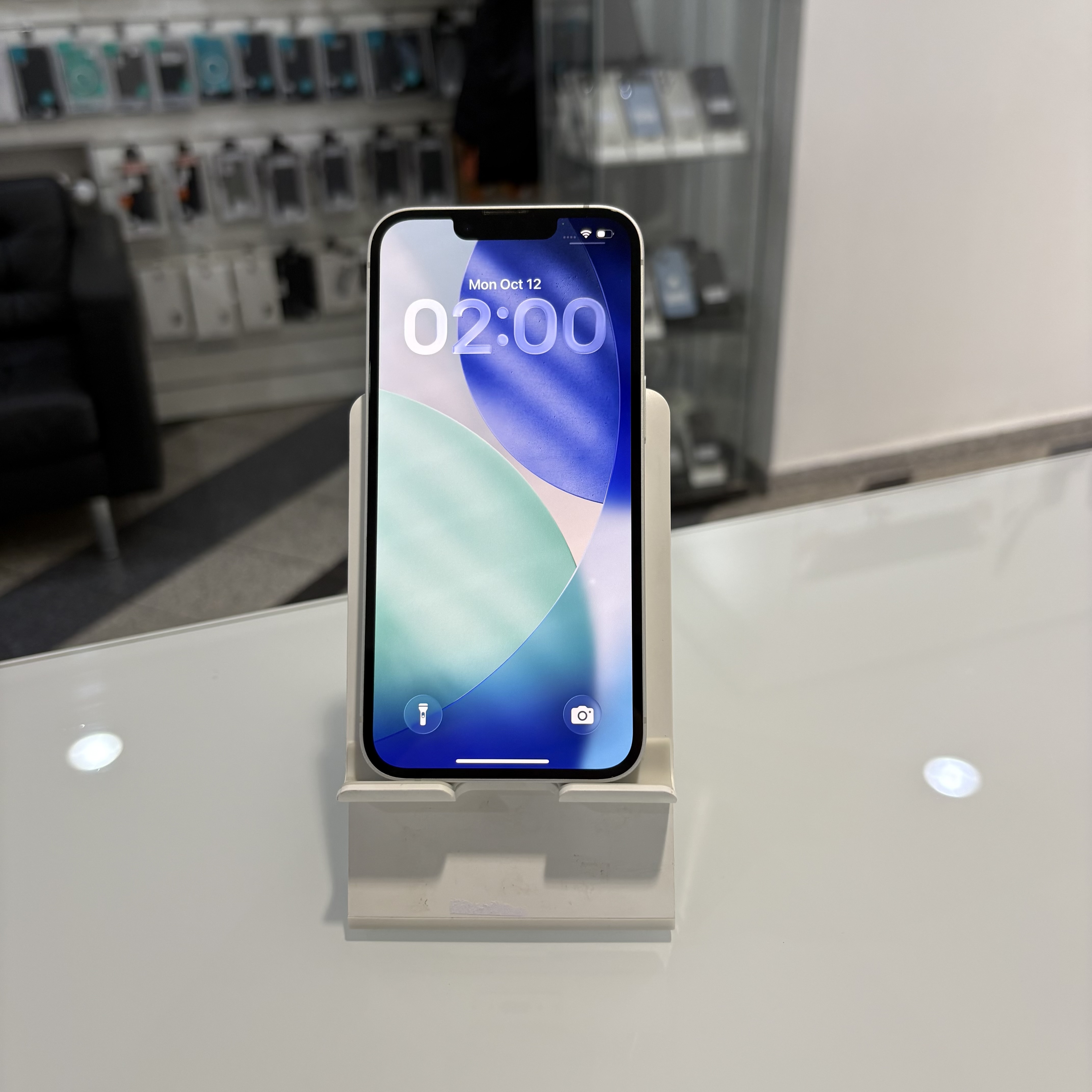 Apple iPhone 16e - 128 GB - fehér (528)