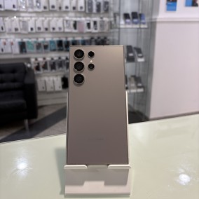 Samsung Galaxy S24 Ultra - 256 GB - szürke (450)