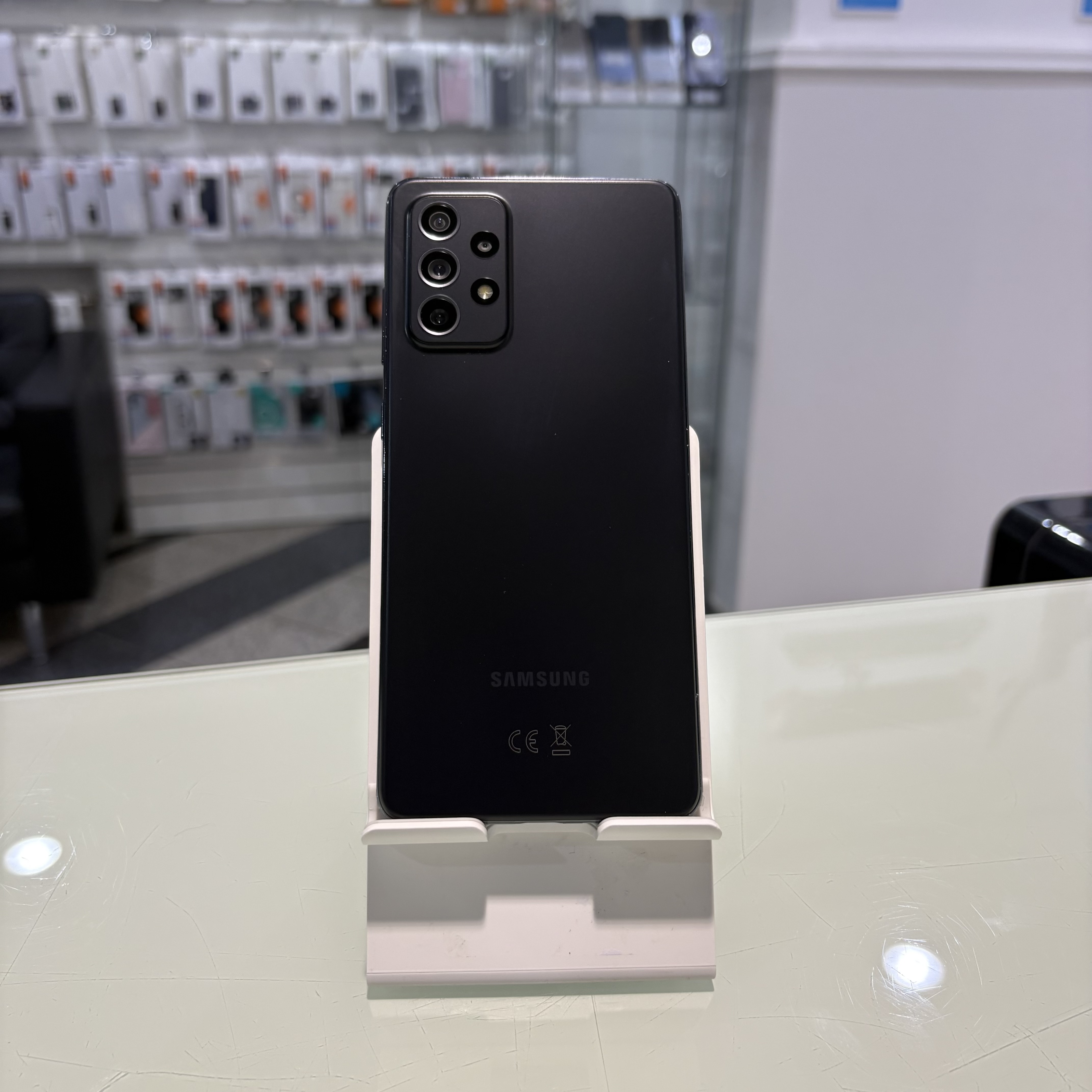 Samsung Galaxy A72 - 128 GB - fekete (264)