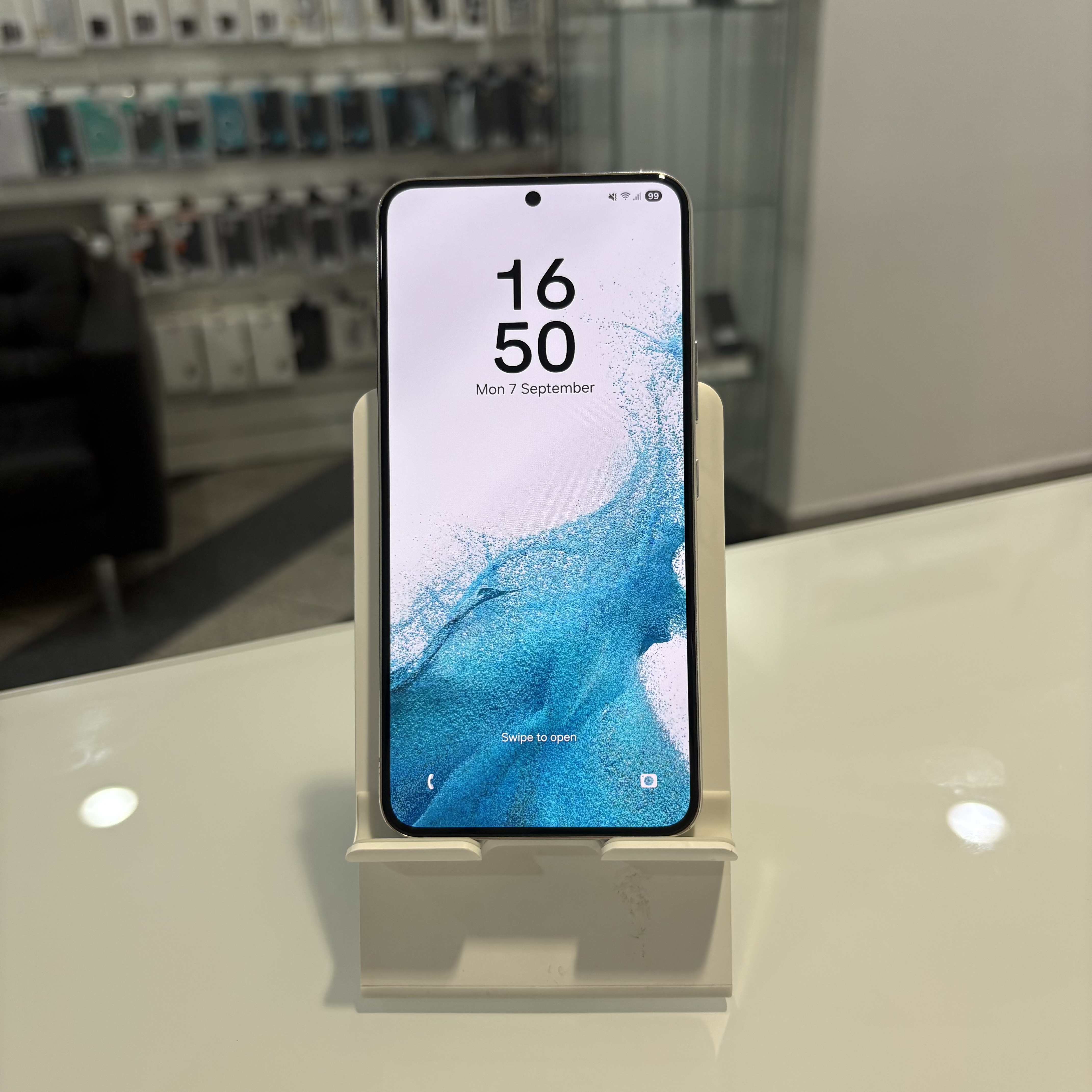 Samsung Galaxy S22 - 128 GB - fehér (468)