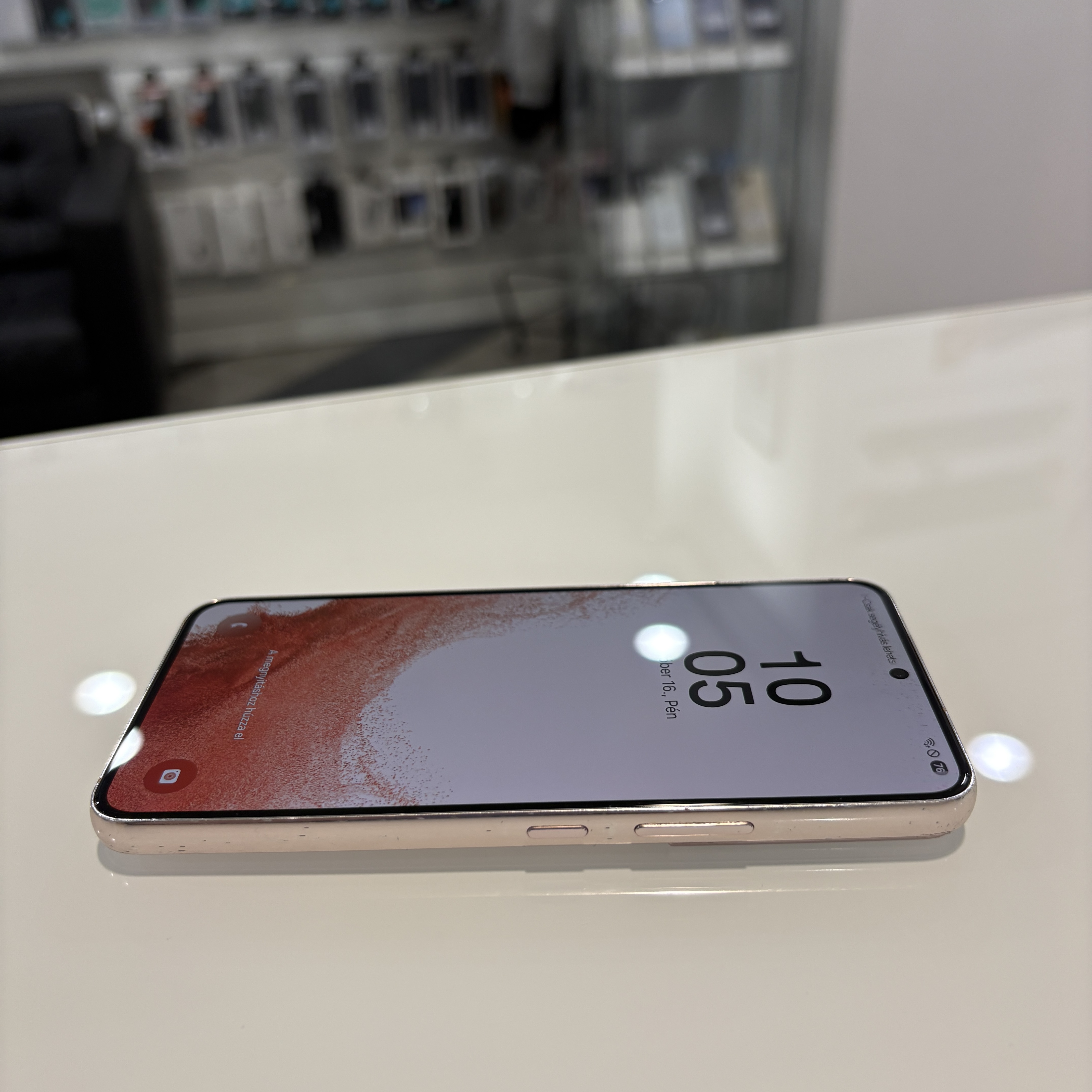 Samsung Galaxy S22 - 128 GB - rózsaarany (537)