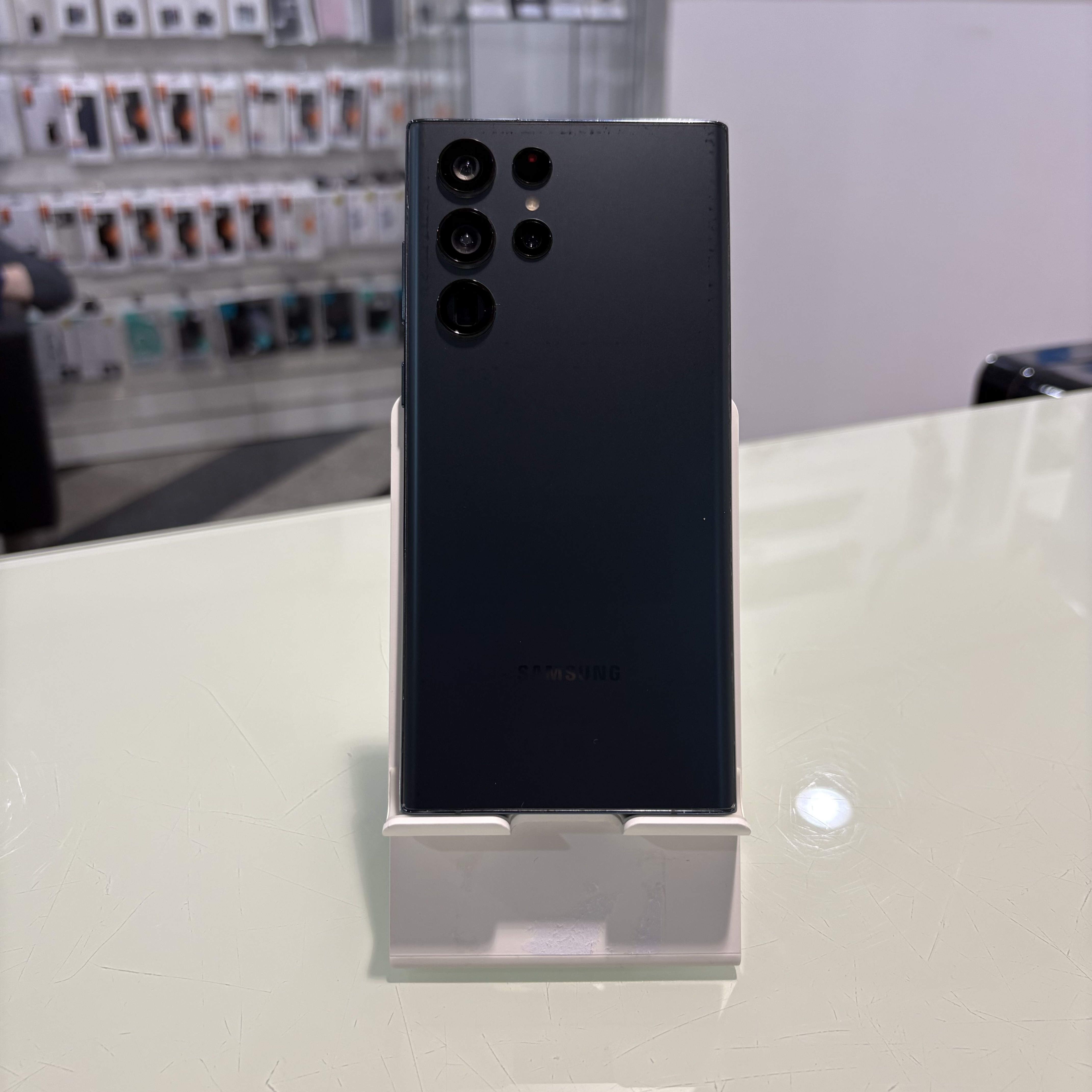 Samsung Galaxy S22 Ultra - 128 GB - zöld (244)