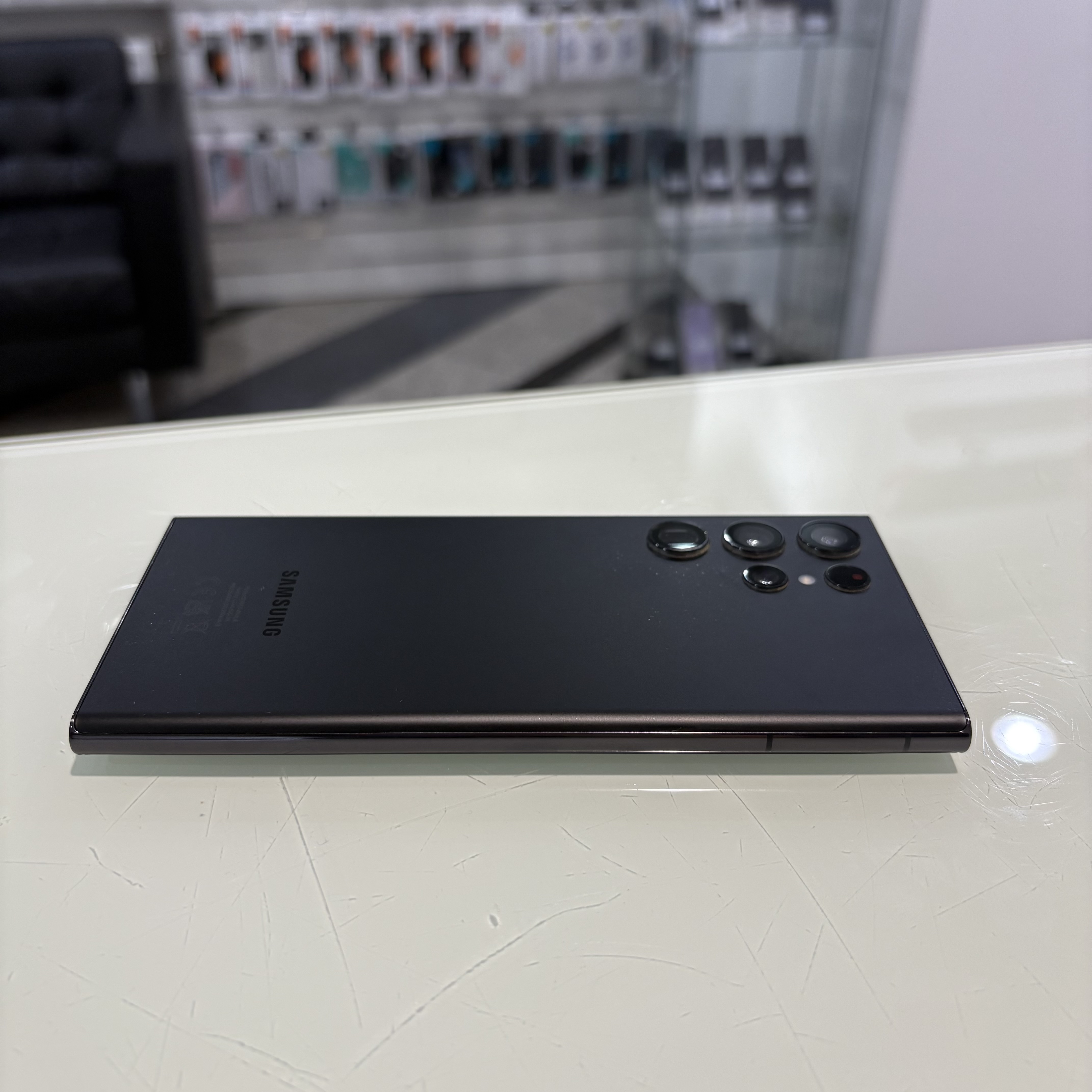 Samsung Galaxy S22 Ultra - 256 GB - fekete (266)