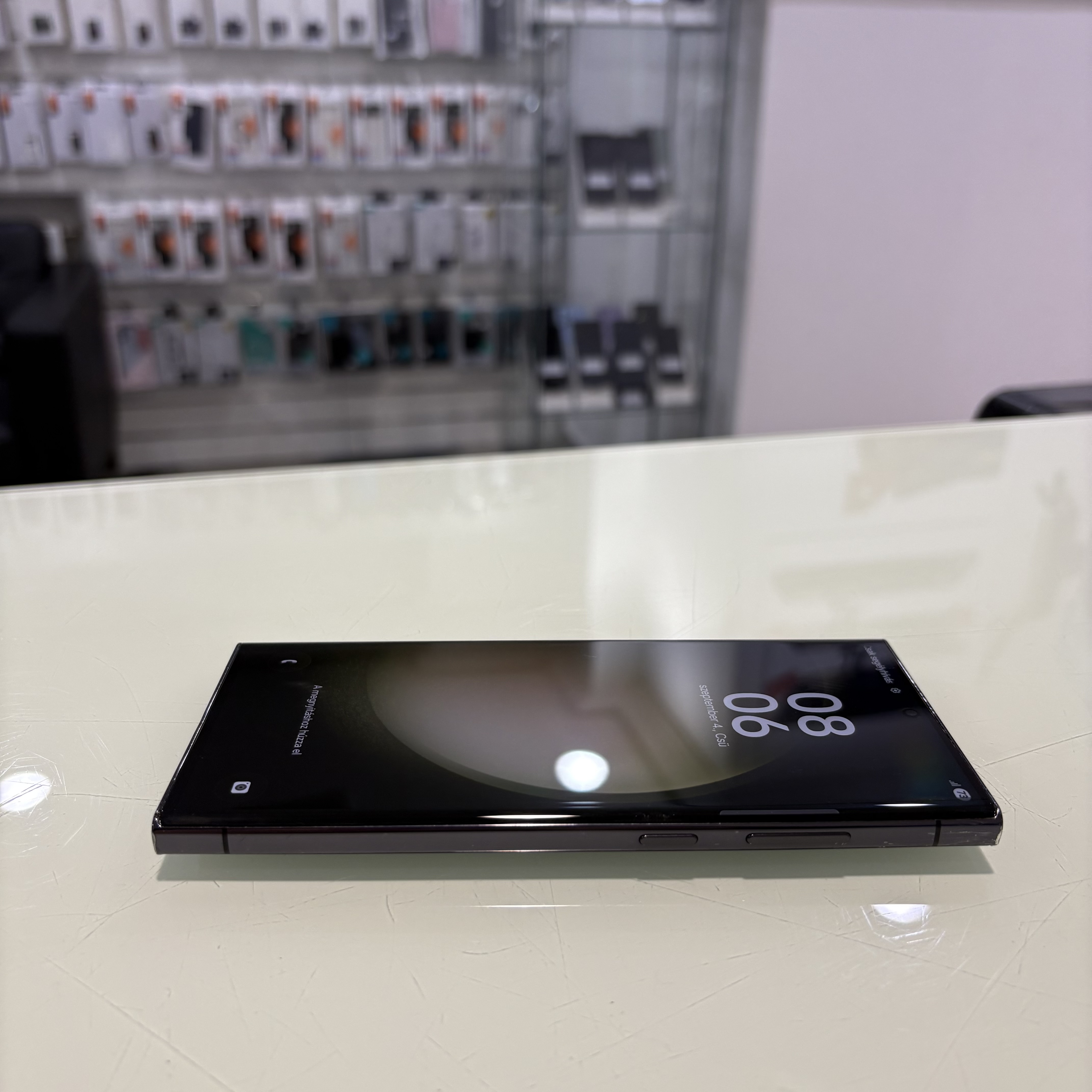 Samsung Galaxy S23 Ultra - 256 GB - fekete (296)