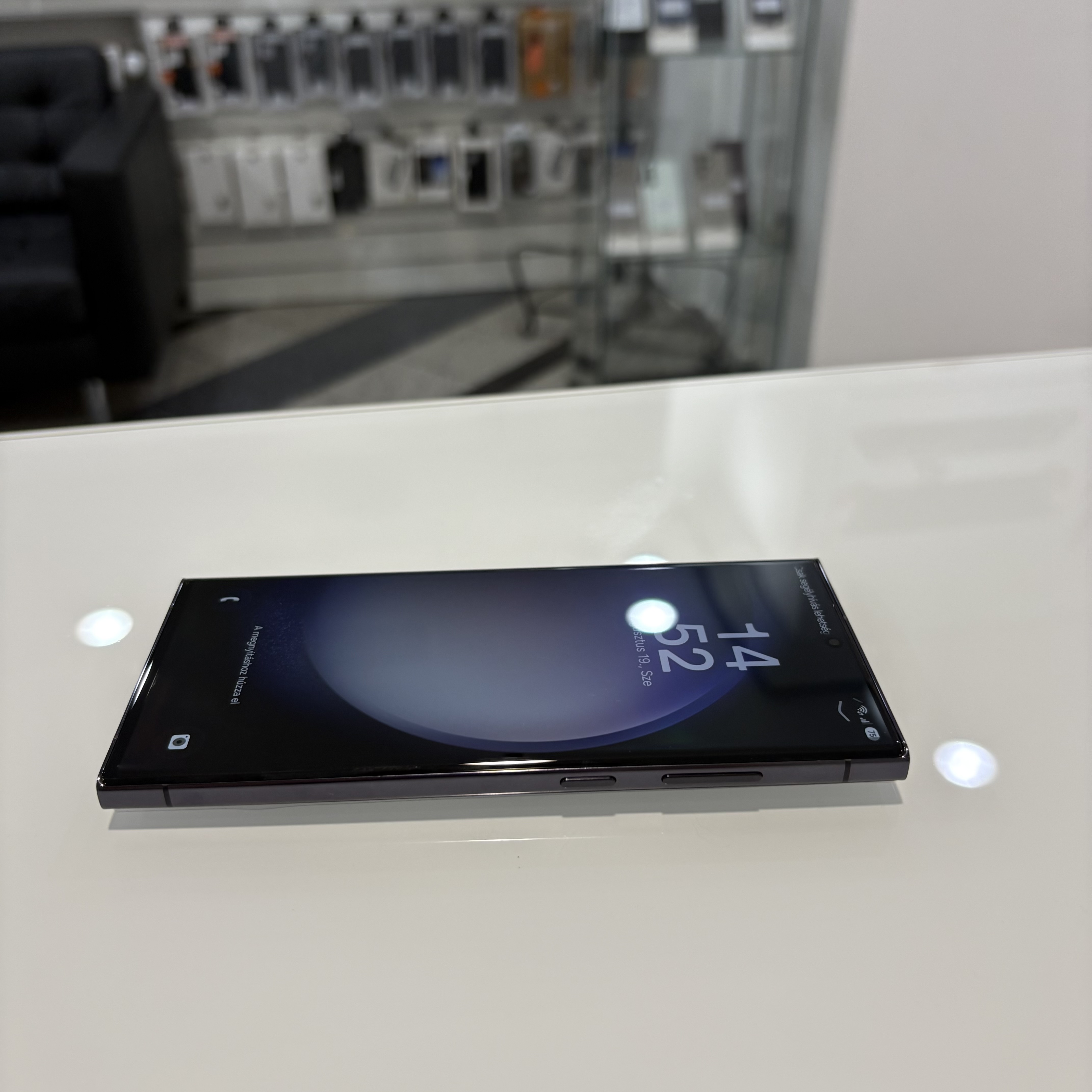 Samsung Galaxy S23 Ultra - 256 GB - fekete (458)