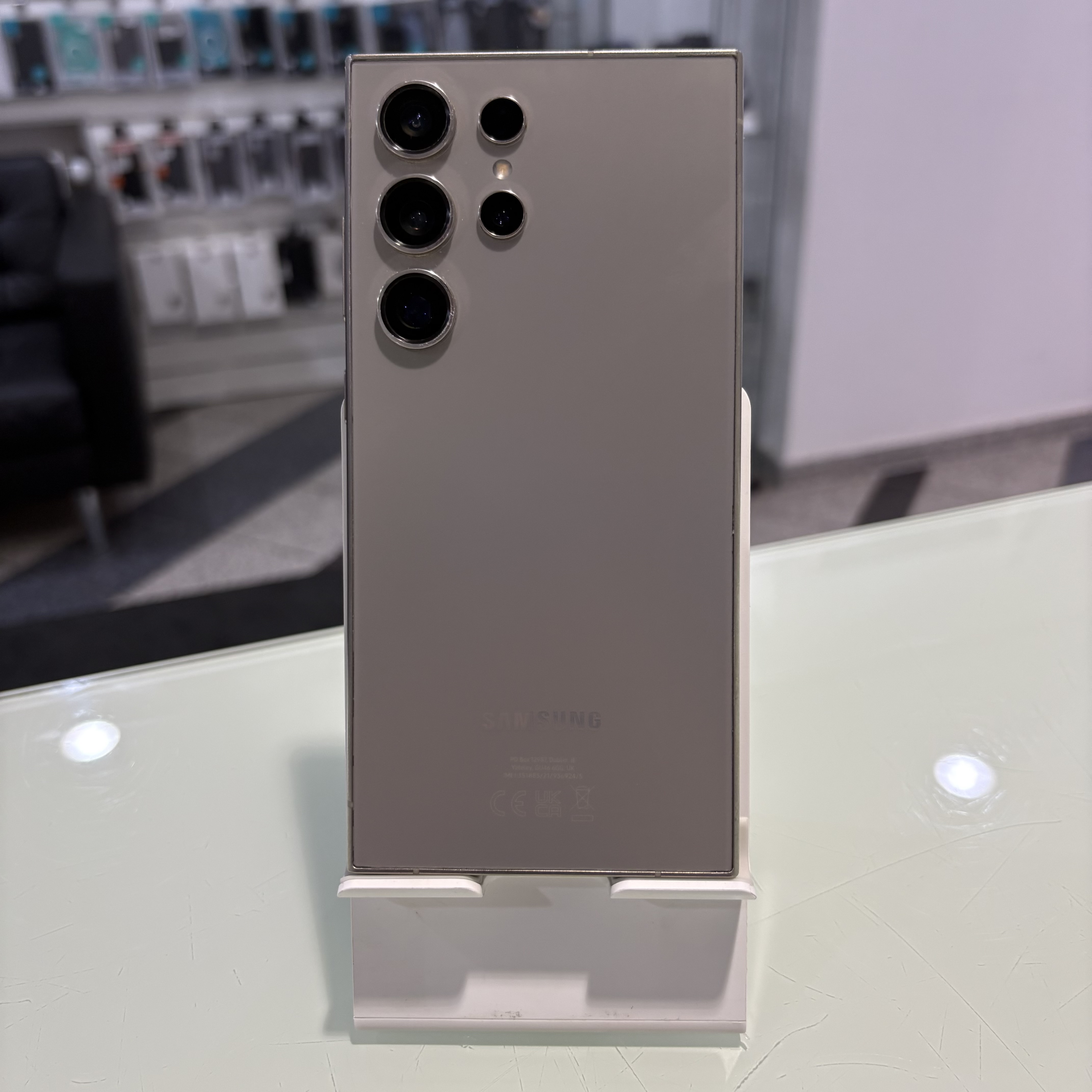 Samsung Galaxy S24 Ultra - 256 GB - szürke (445)