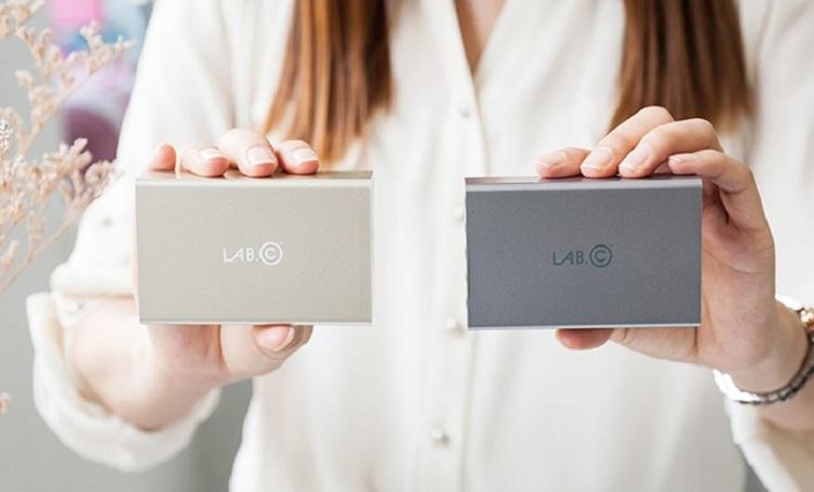 lab-c-wall-charger-3