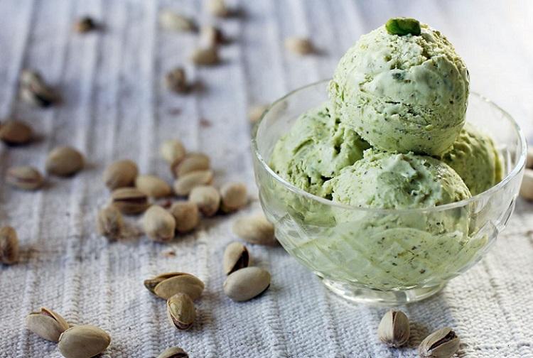 pistachio-ice-cream