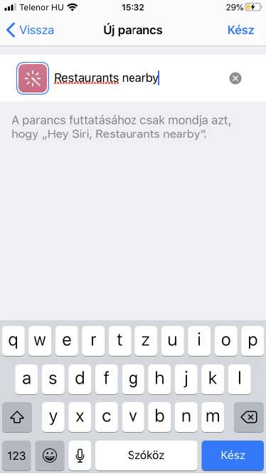 iPhone parancs név alapján történő keresését láthatjuk egy képernyőfotón.