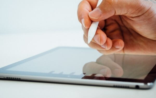 A rajzoláshoz használt Apple Pencil