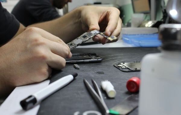 Az iPhone szerelése