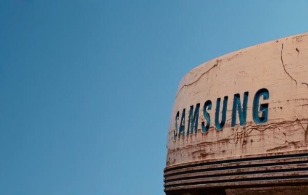 Hatalmas Samsung logó