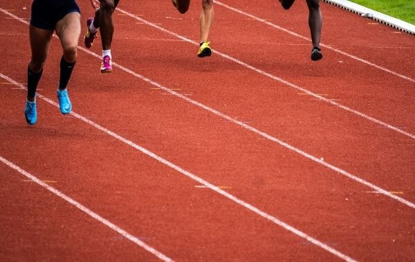 Sprinterek a futópályán