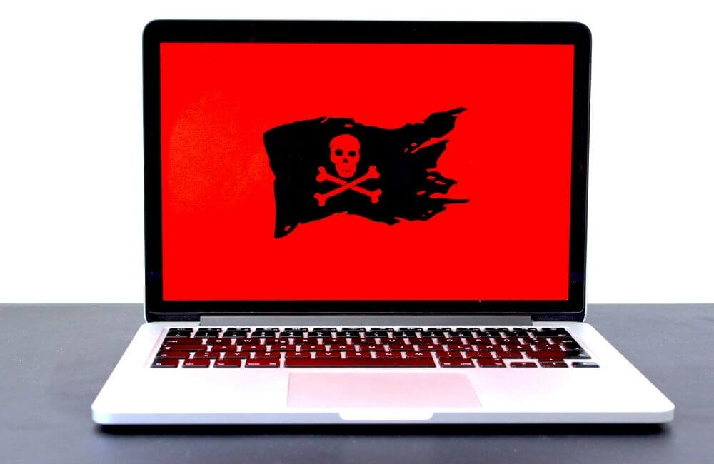 Kibertámadás egy laptopon