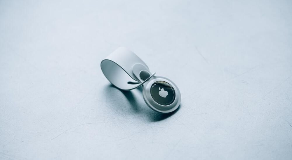 Apple AirTag bőr szíjban