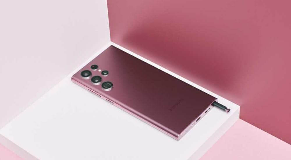 Galaxy S22 Ultrta beépített S-pennel